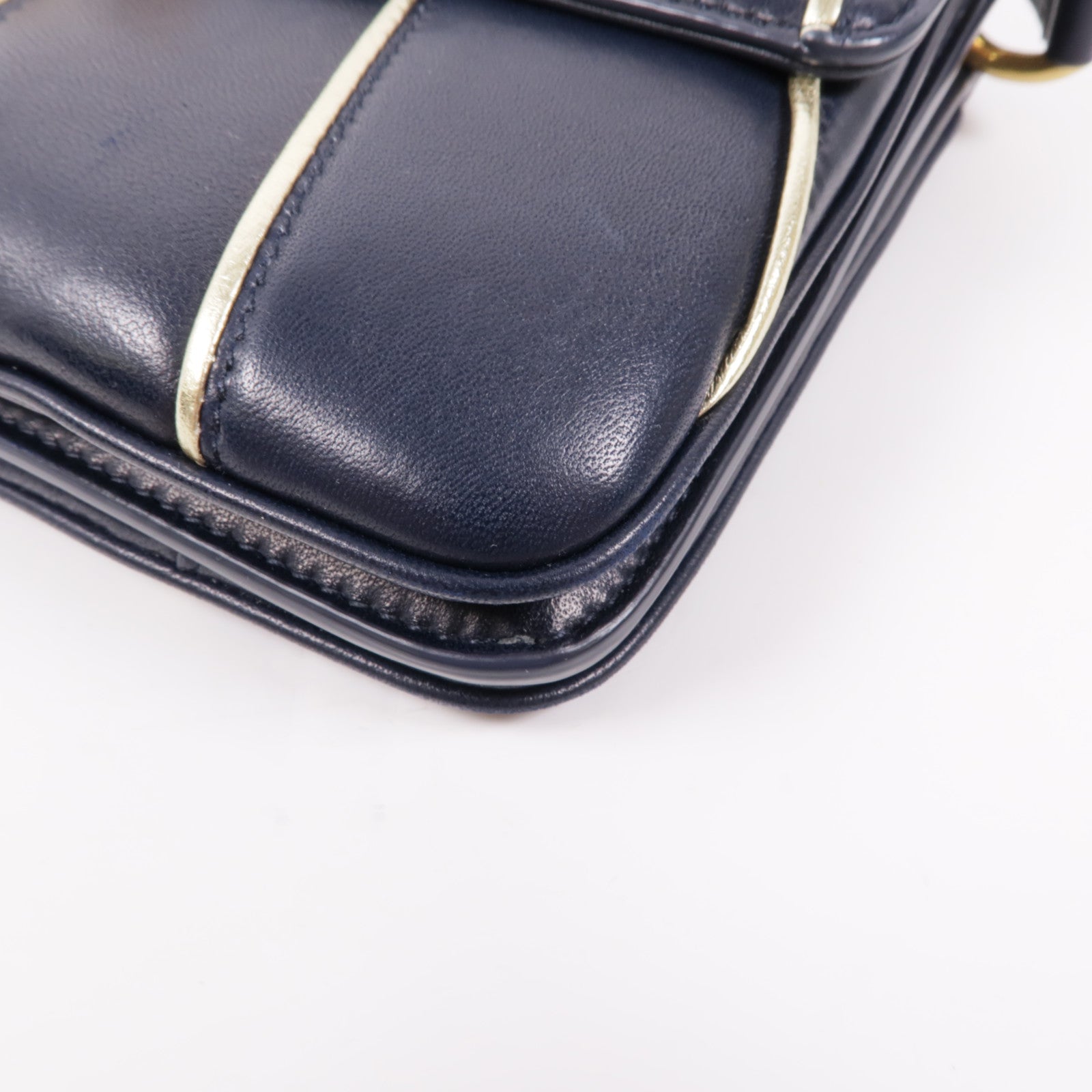 SAINT LAURENT 【激減優惠】羊皮皮革Shoulder Bag金扣肩背袋