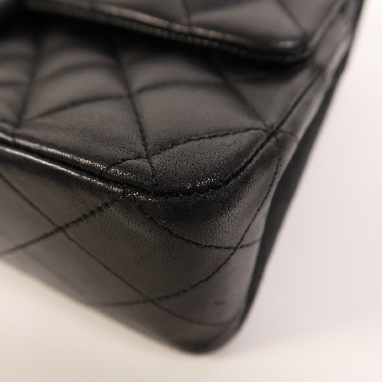 CHANEL 羊皮皮革Classic 25銀扣鏈帶肩背袋