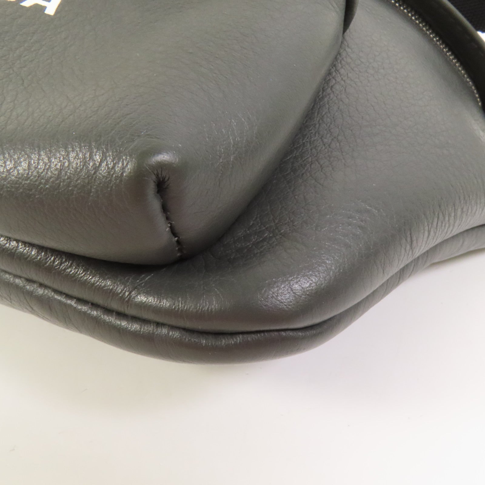 BALENCIAGA 牛皮皮革Waist Bag腰包