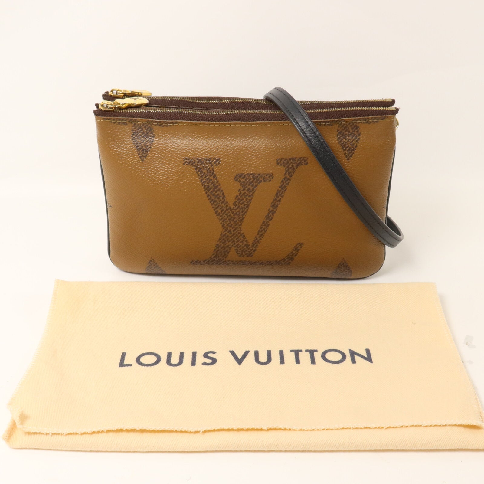 LOUIS VUITTON Monogram Giant Reverse Double Zip Pochette肩背袋