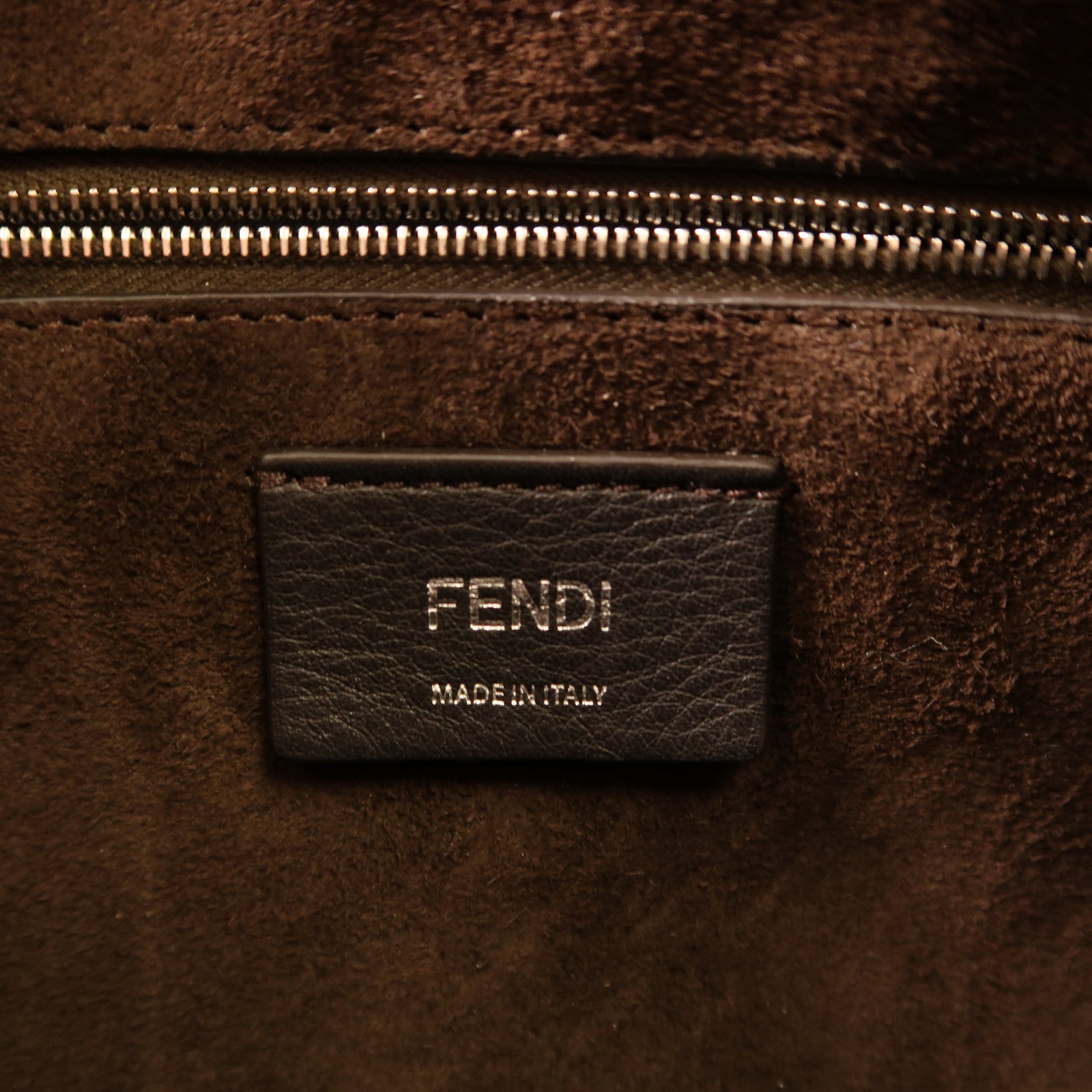 FENDI 牛皮皮革Shoulder Bag銀扣肩背袋黑色