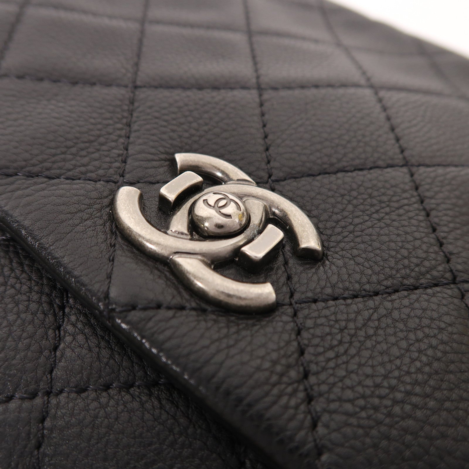 CHANEL 牛皮皮革Chain Shoulder銀扣鏈帶肩背袋