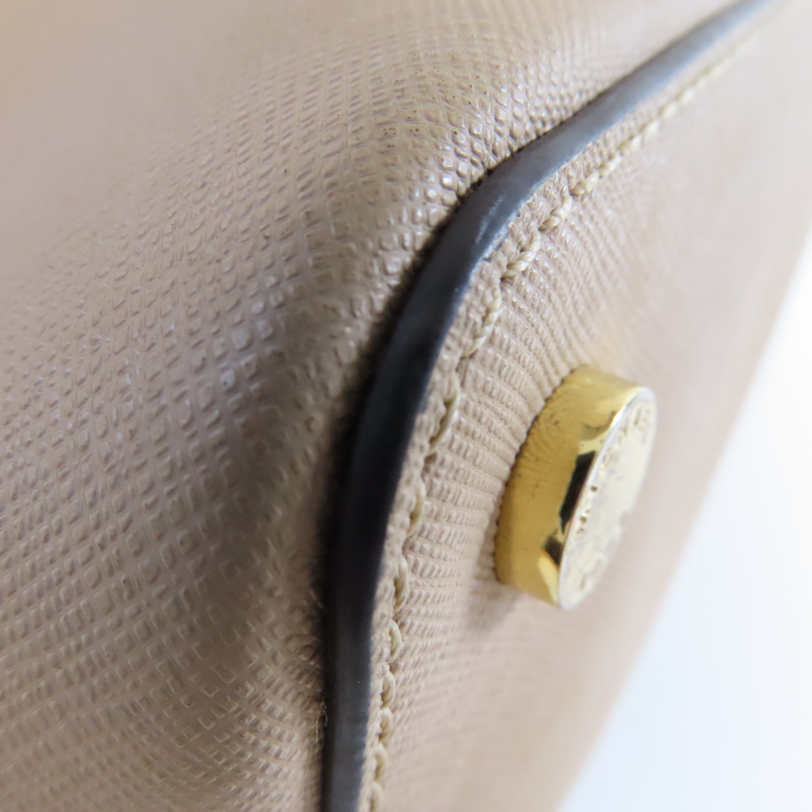 Michael Kors 【清倉大減價】牛皮皮革Shoulder Bag金扣手挽肩背兩用袋米色