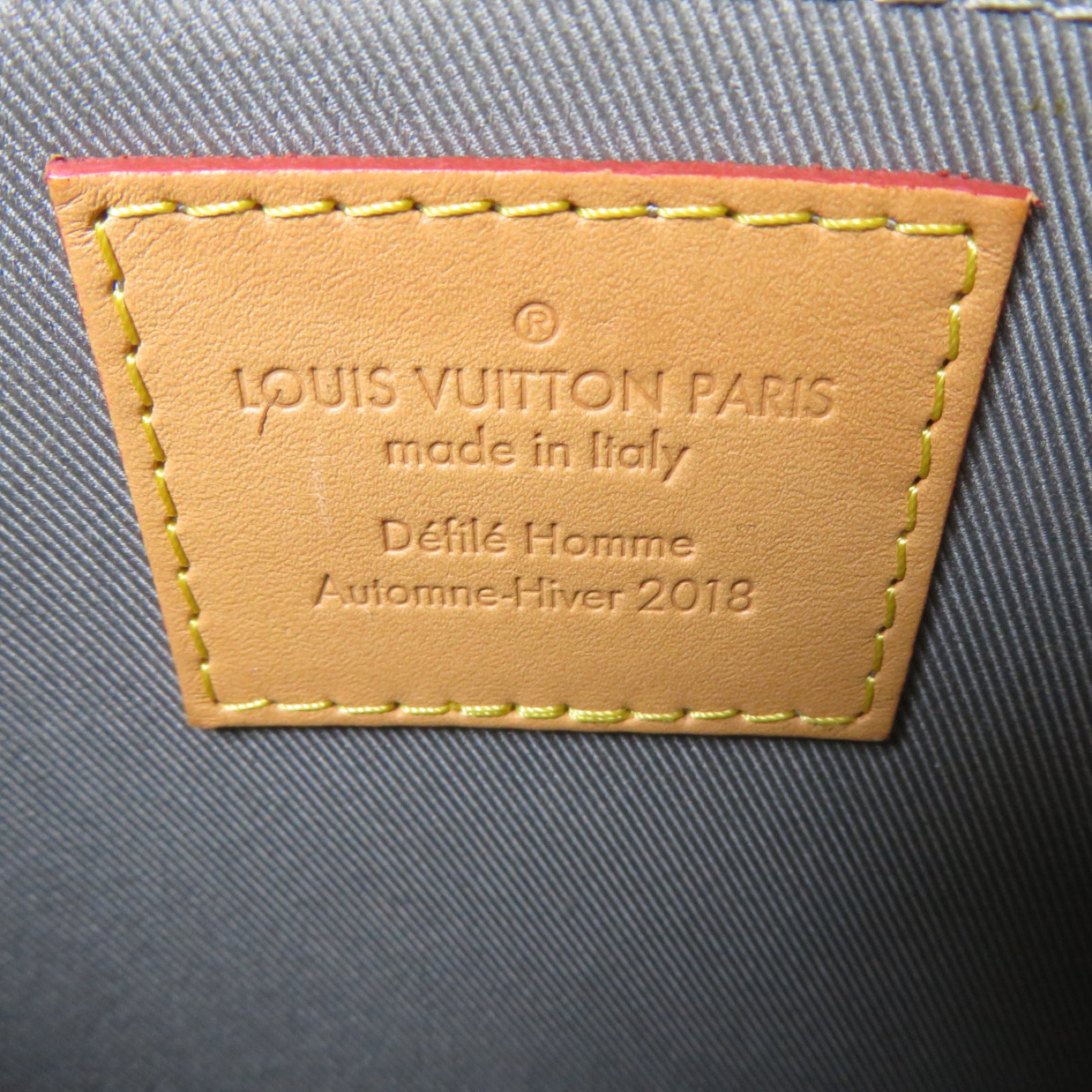 LOUIS VUITTON **【激減優惠】Monogram Titanium Pochette Cosmos Clutch金扣手拿包灰色
