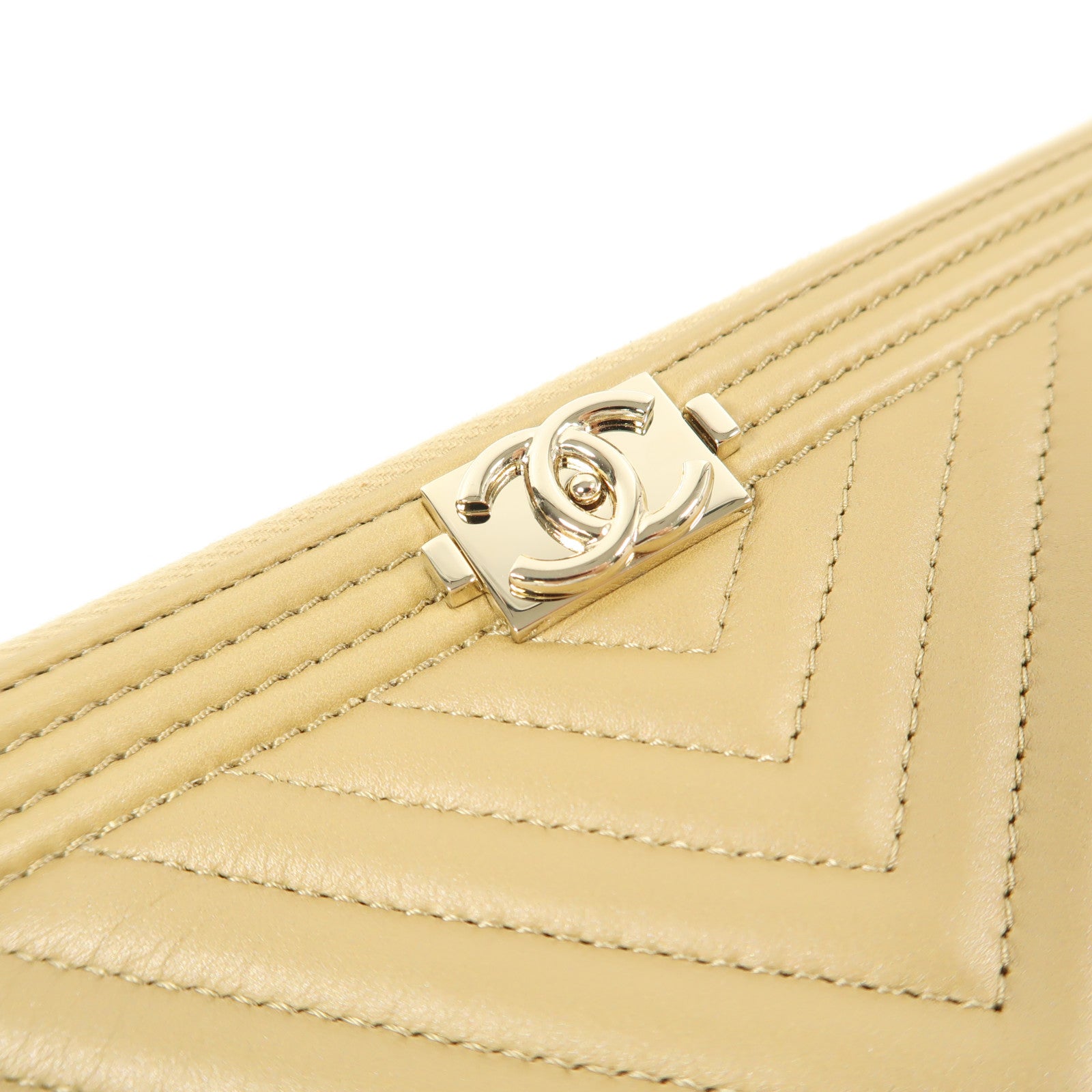 CHANEL 皮革Clutch金扣手拿包