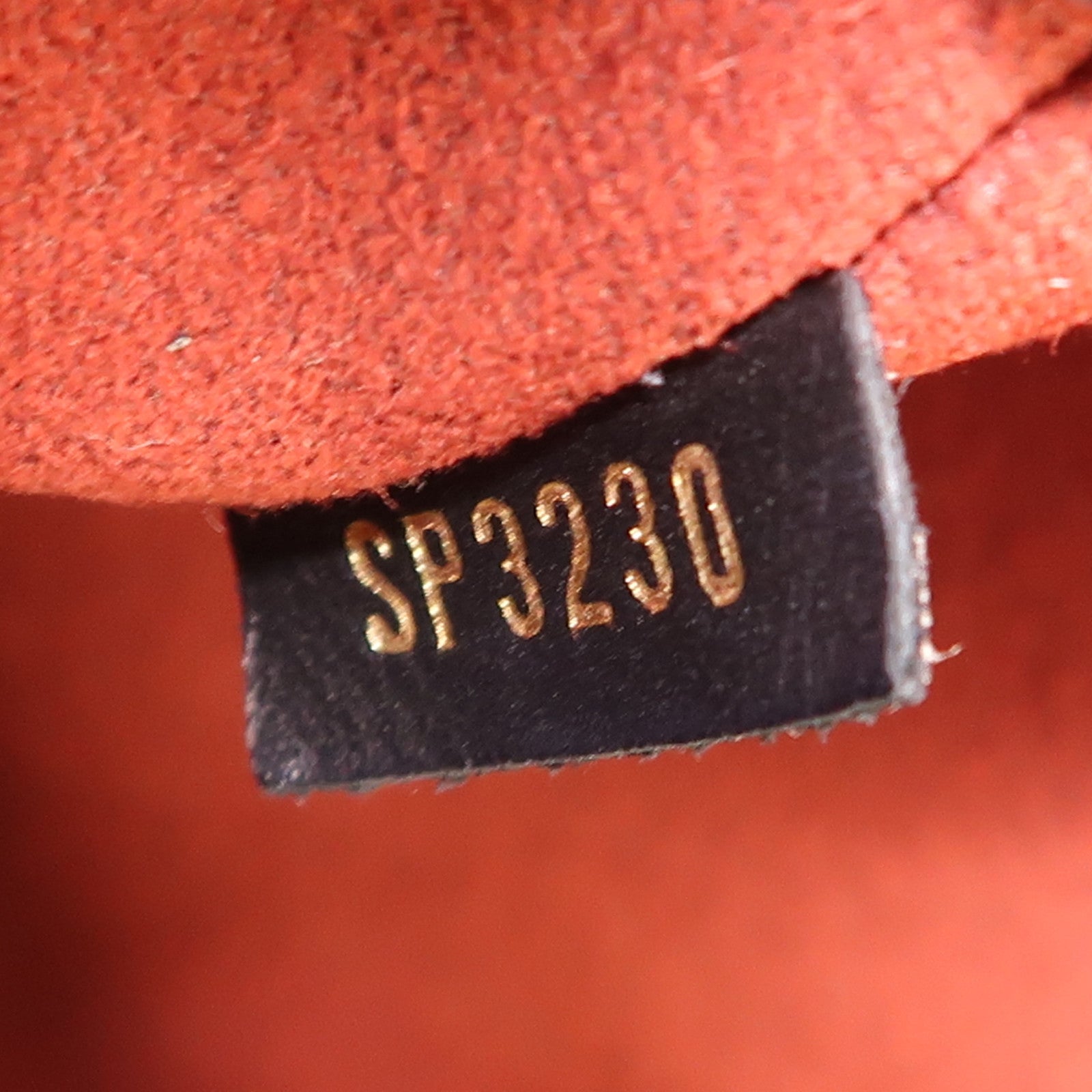 LOUIS VUITTON Monogram Empreinte Bicolor Neo Noe MM金扣手挽肩背兩用袋