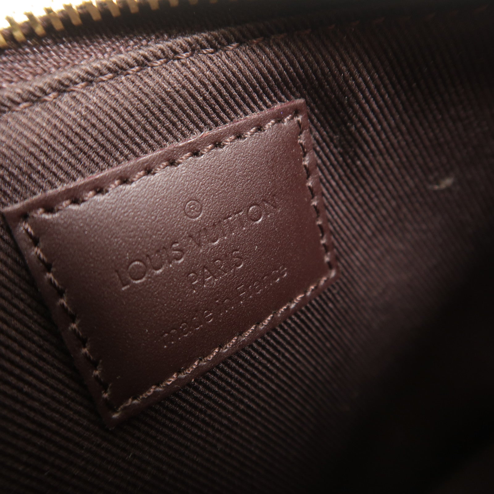 LOUIS VUITTON Monogram Vernis Mini Pochette Accessoires零錢包