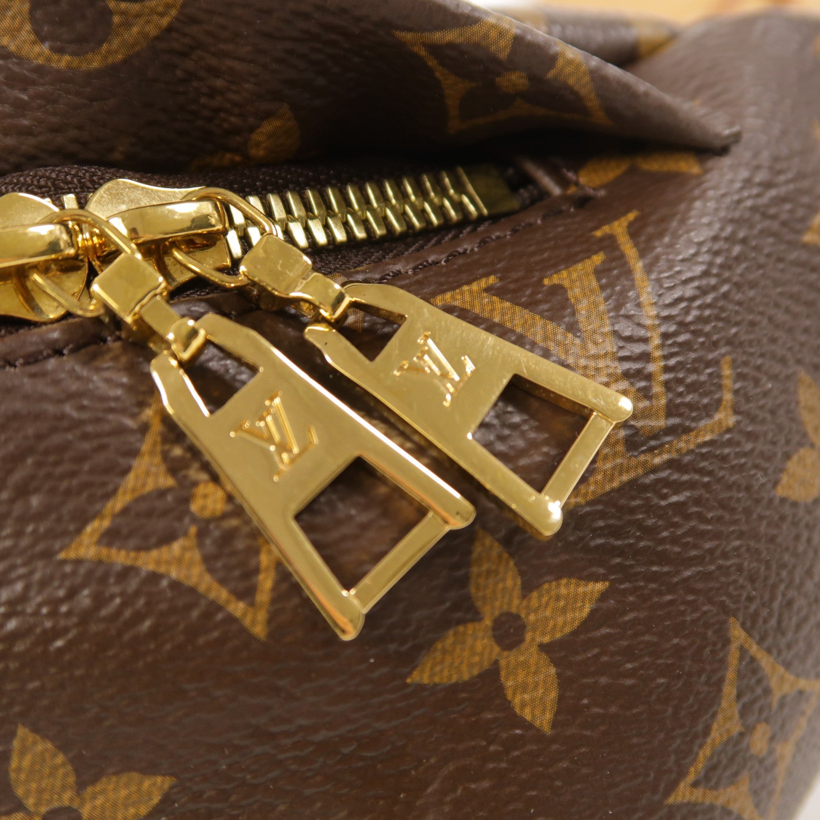 LOUIS VUITTON Monogram BumBag金扣腰包