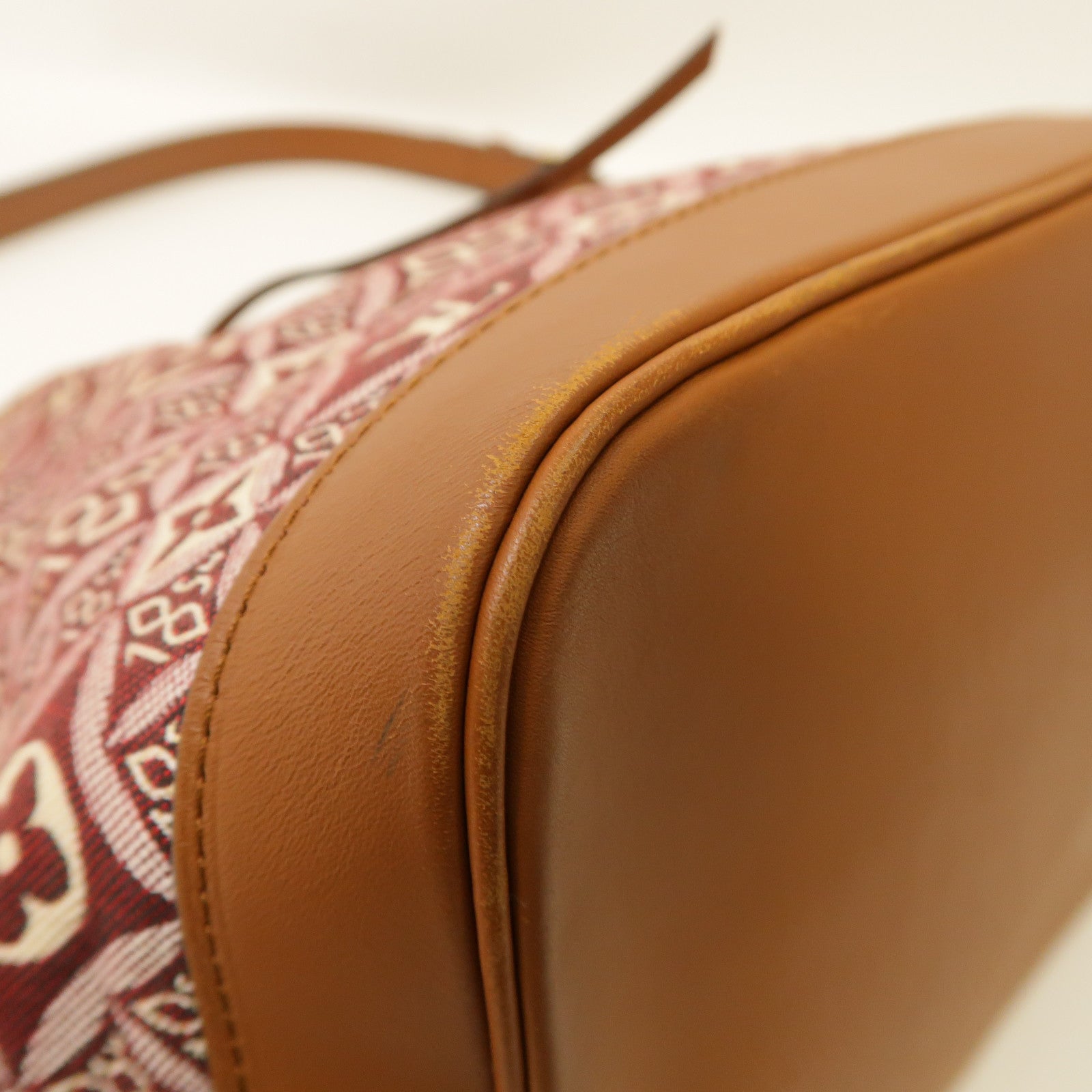LOUIS VUITTON 【激減優惠】Monogram Jacquard 1854 Petit Noe金扣肩背袋紅色