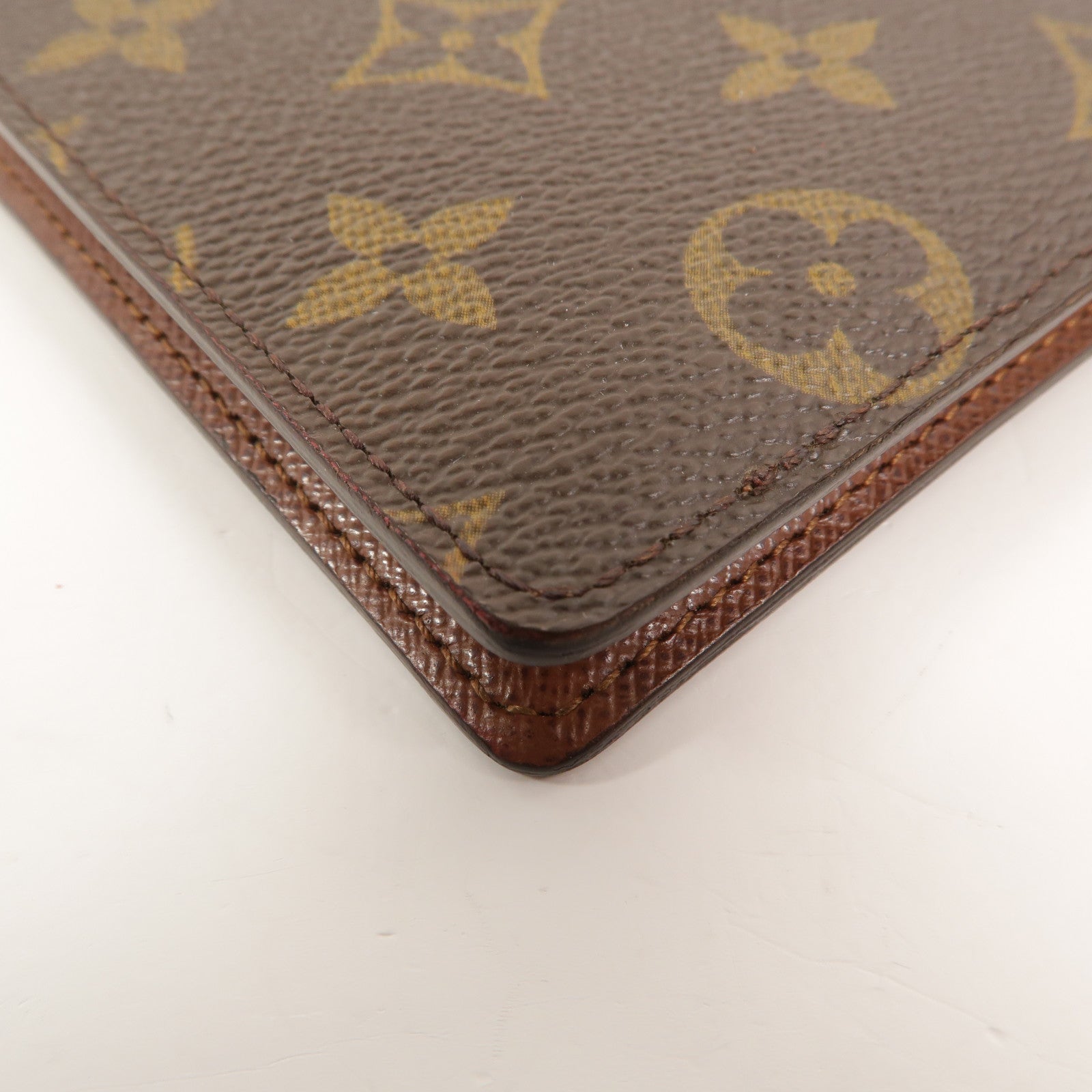 LOUIS VUITTON Monogram Bifold Wallet錢包