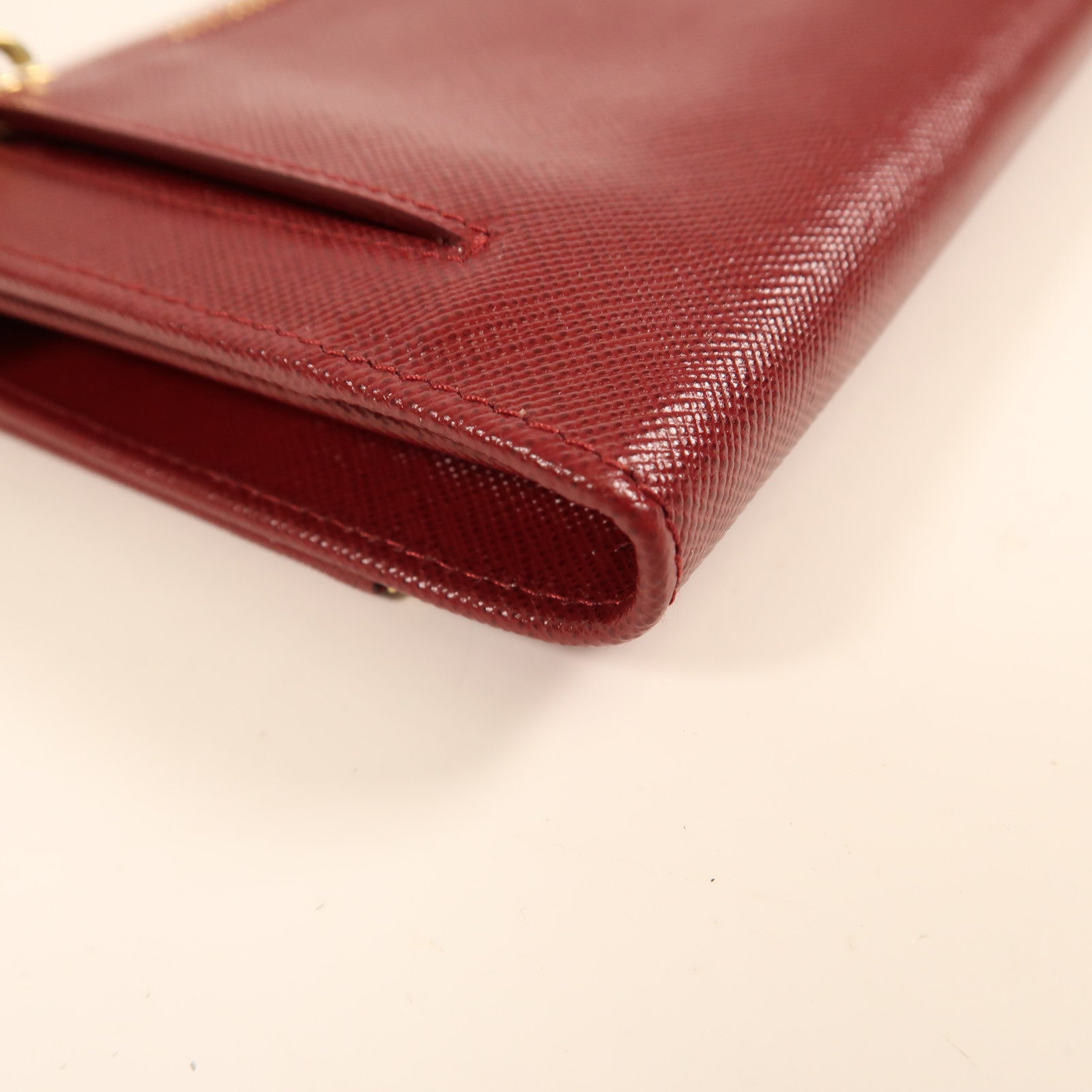 PRADA 牛皮皮革Clutch Bag金扣手拿包