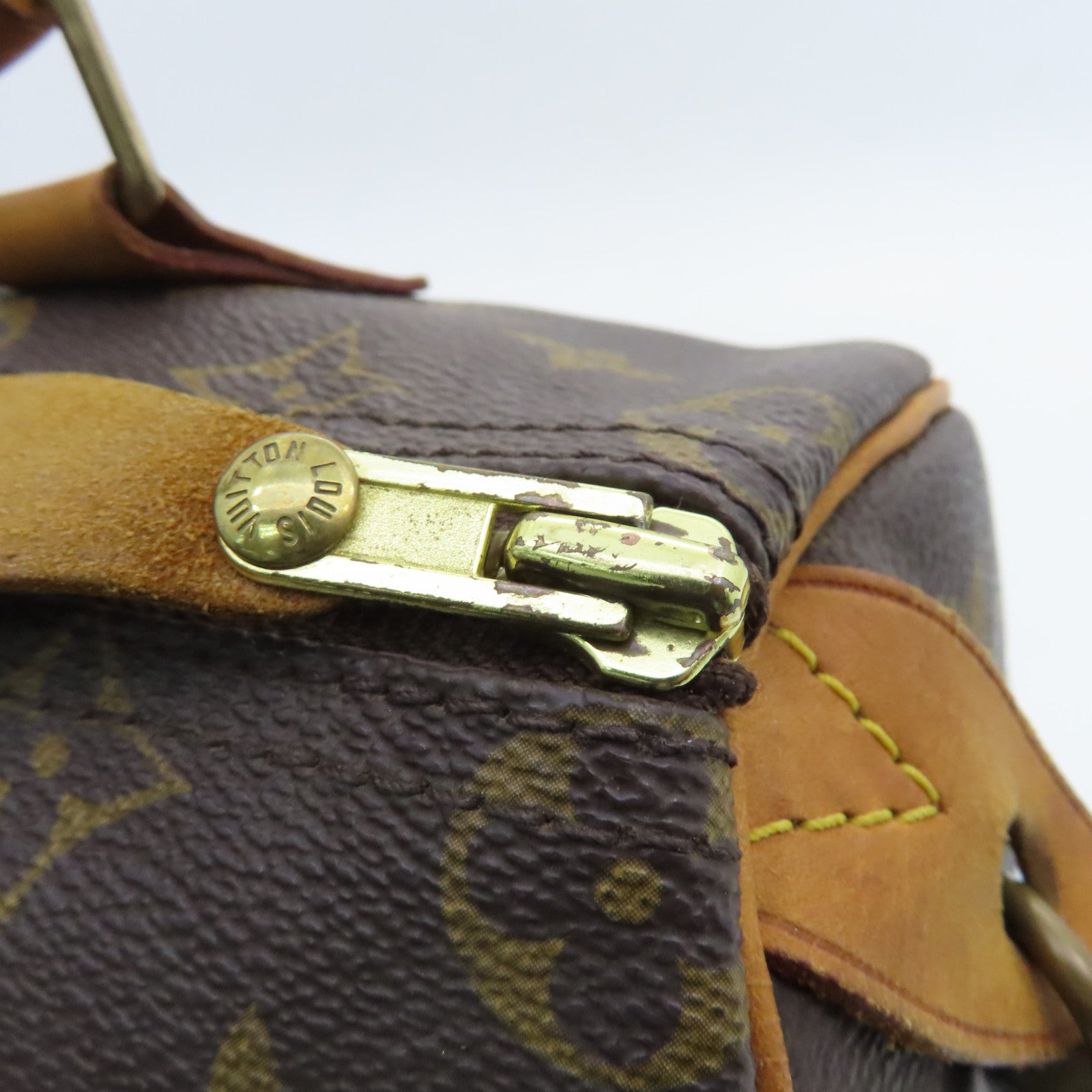 LOUIS VUITTON Monogram Speedy 25 Gold Buckle Handle Bag Brown