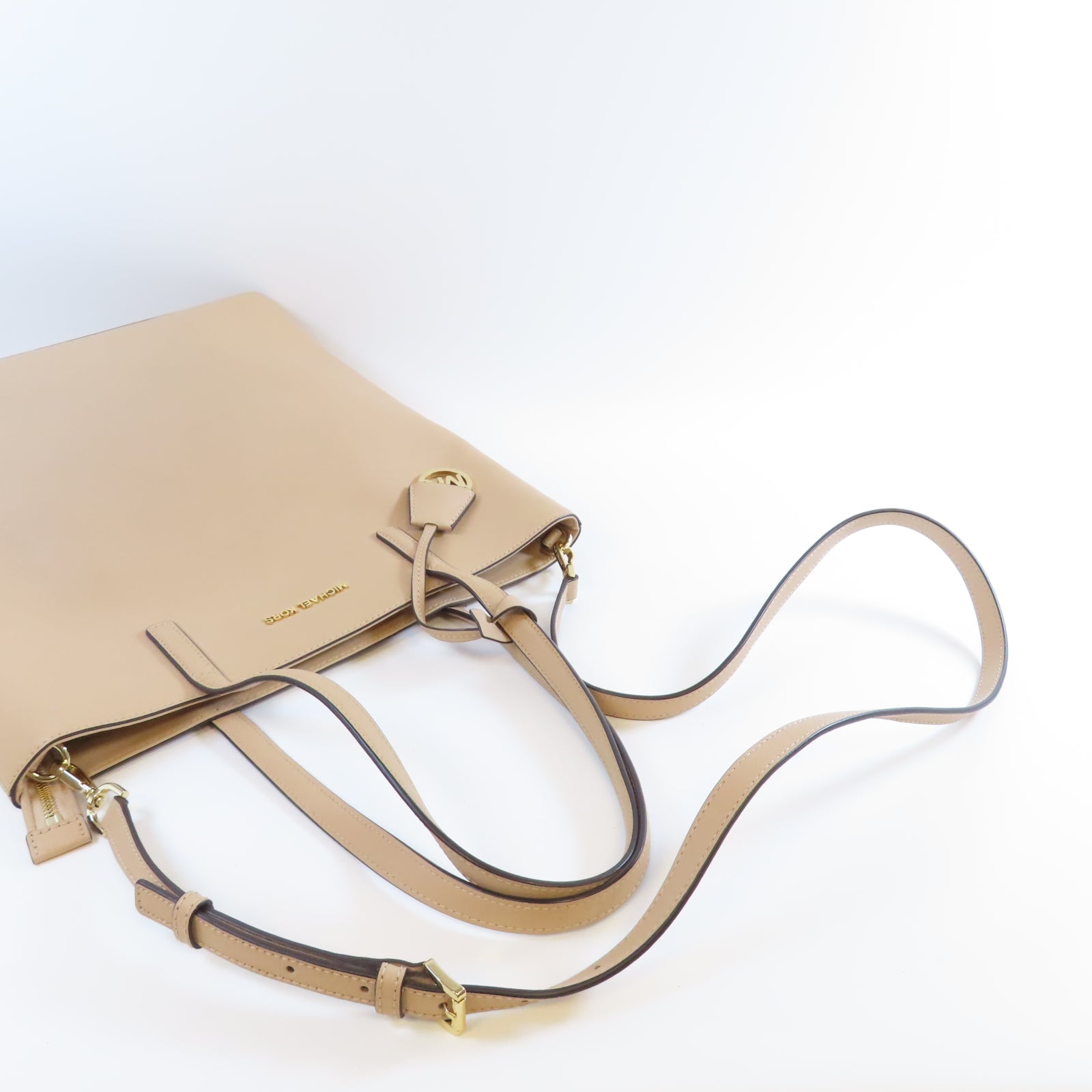 Michael Kors 【清倉大減價】牛皮皮革Shoulder Bag金扣手挽肩背兩用袋米色
