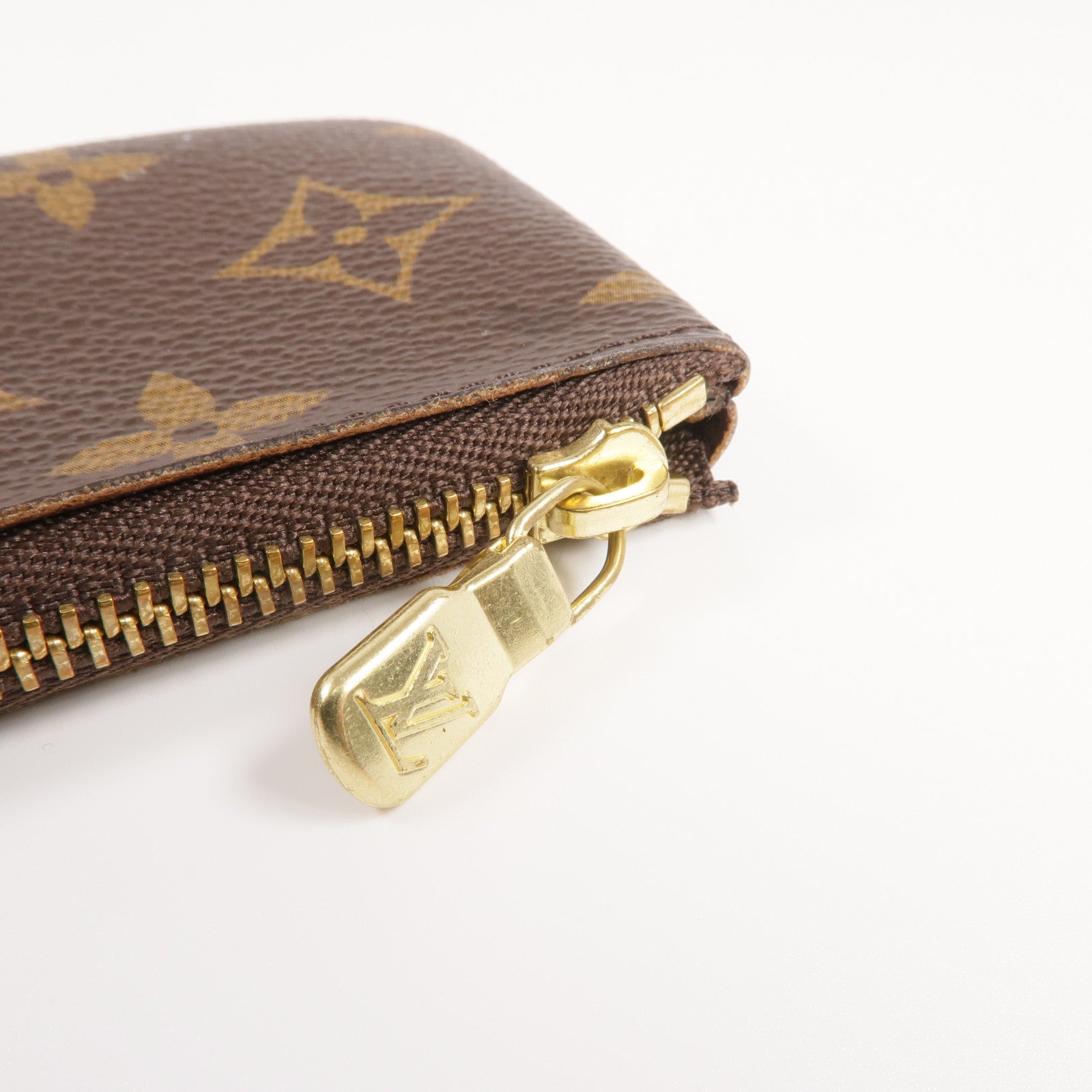 LOUIS VUITTON Monogram Key Pouch金扣鎖匙包