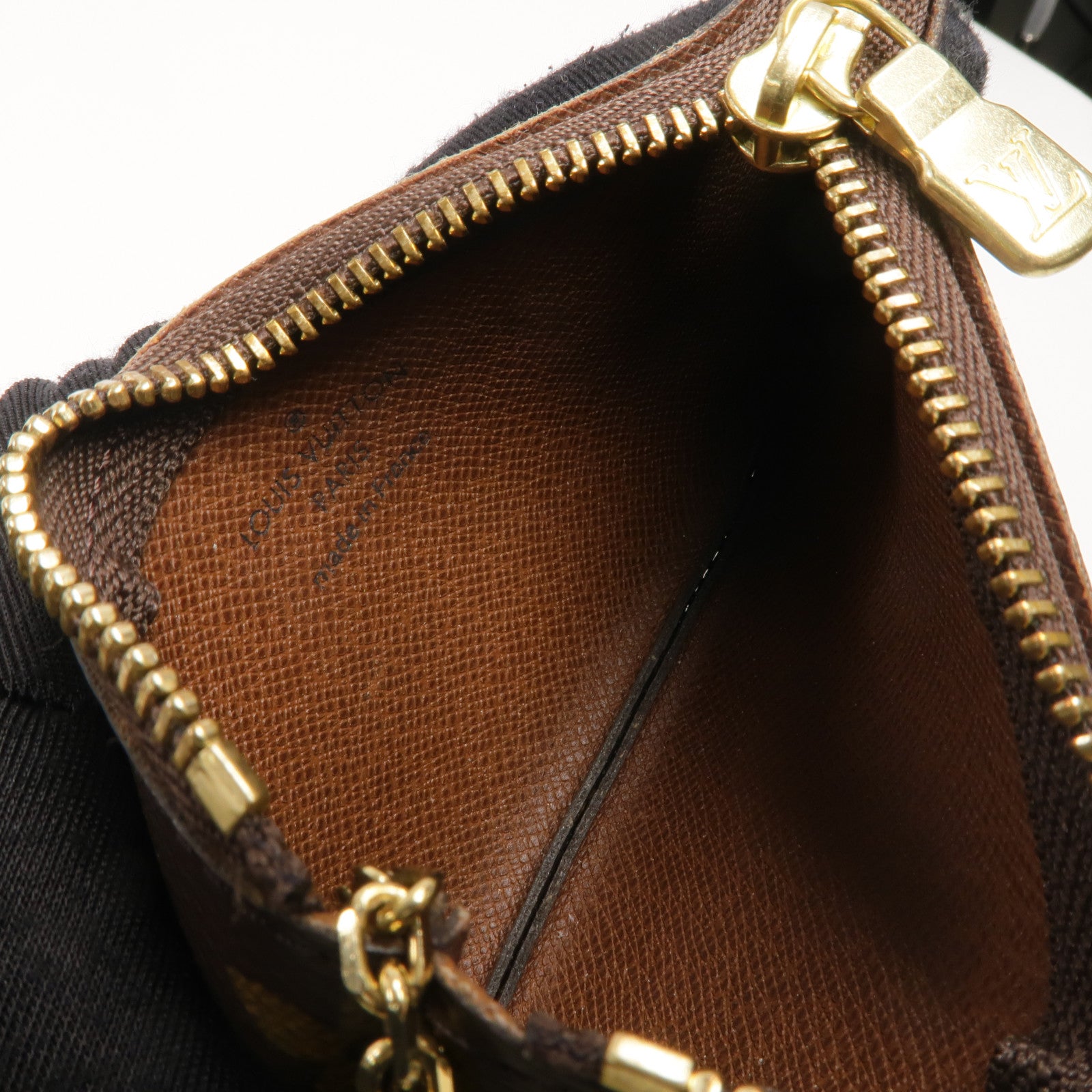 LOUIS VUITTON 【激減優惠】Monogram Key Pouch金扣鎖匙包