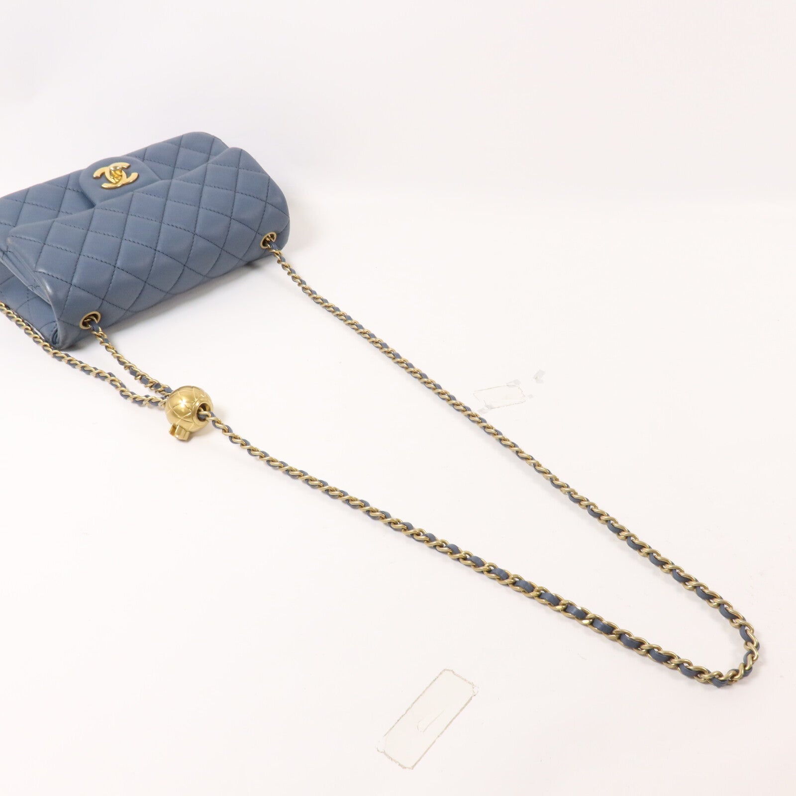 CHANEL 羊皮皮革Mini Classic 20 Gold Ball鏈帶肩背袋