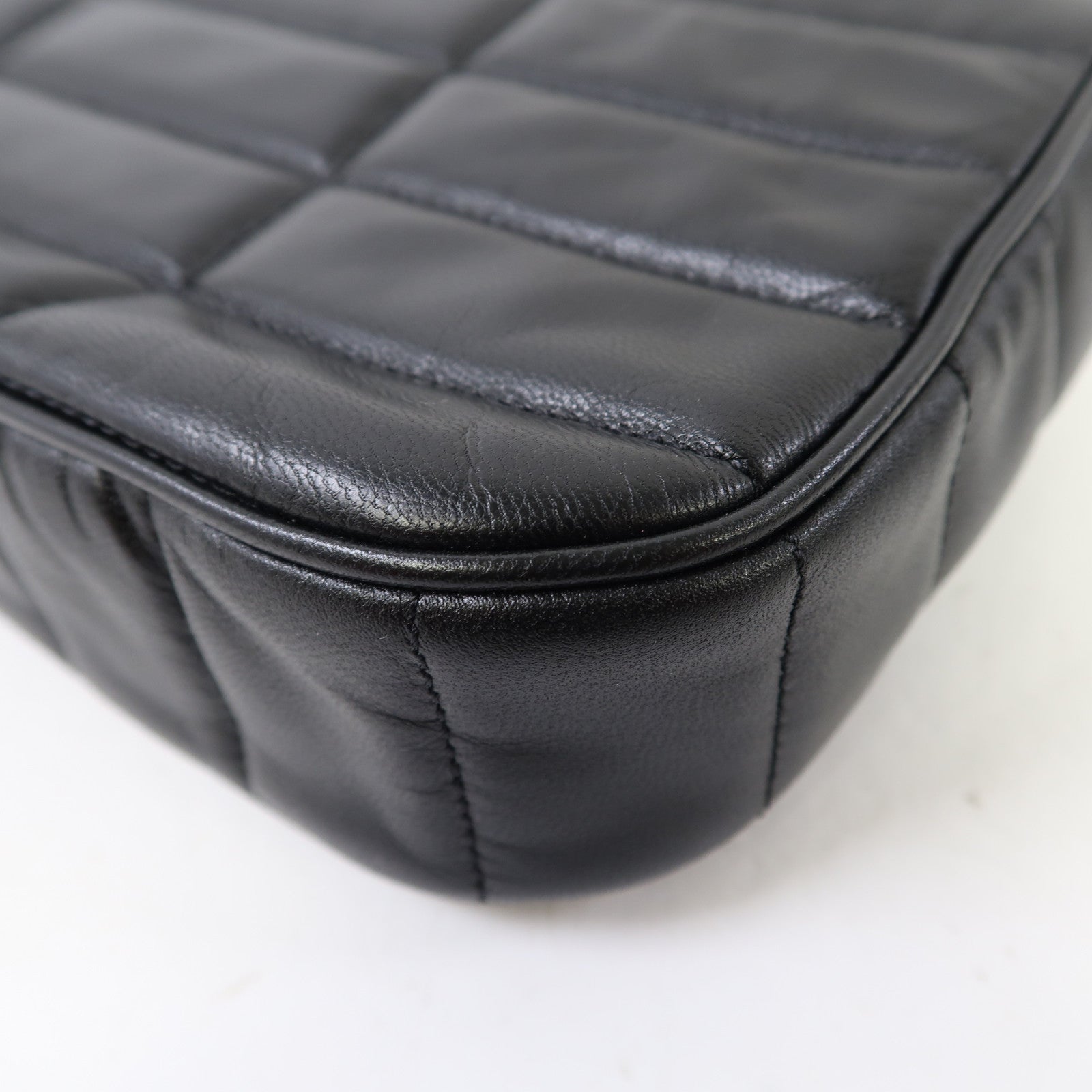 CELINE 牛皮皮革Matelasse Bag金扣鏈帶肩背袋黑色