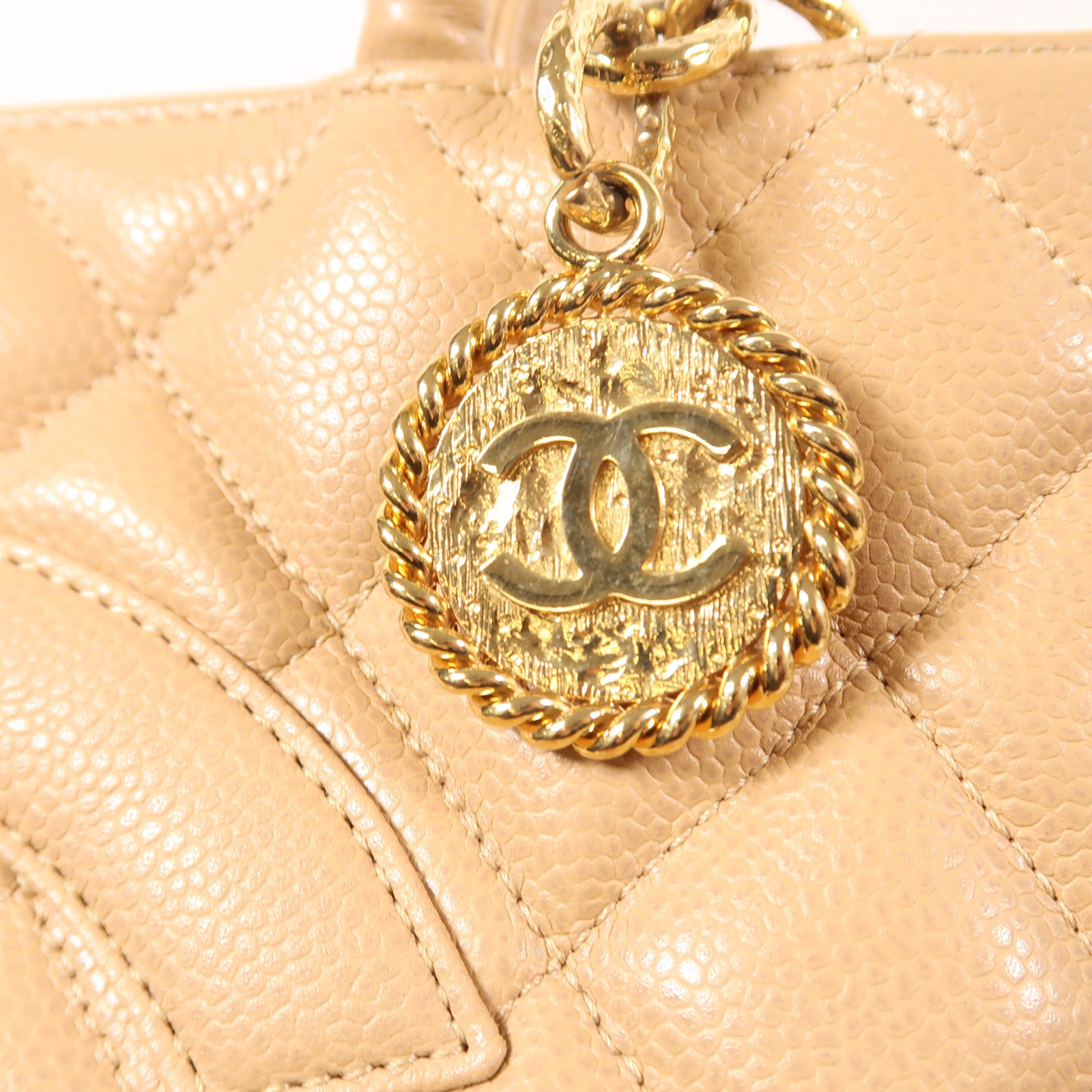 CHANEL 牛皮皮革Medallion Tote Bag金扣肩背袋