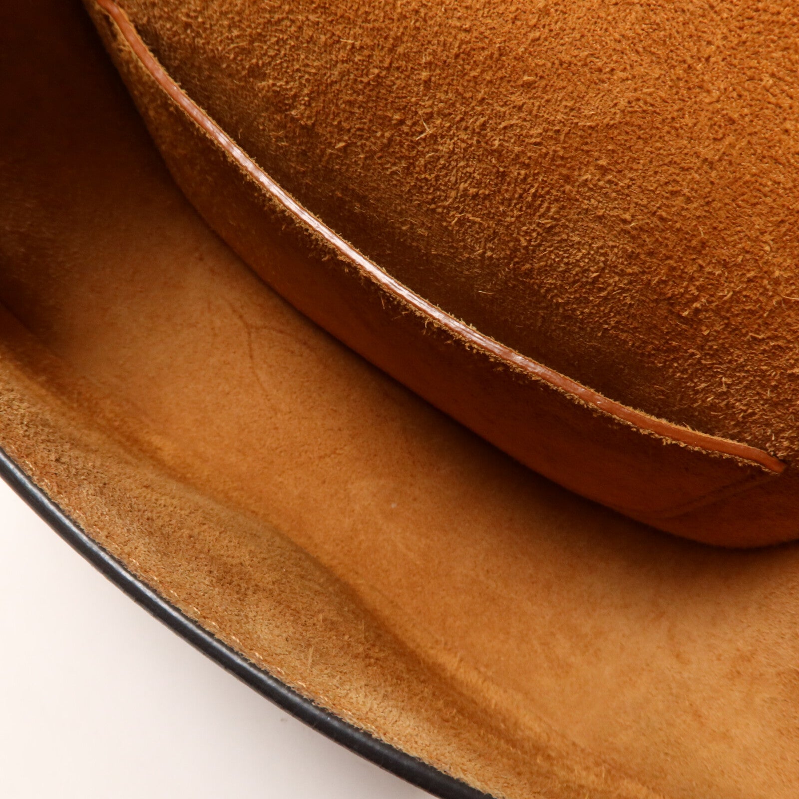 CELINE 牛皮皮革Folco Cuir Triomphe肩背袋