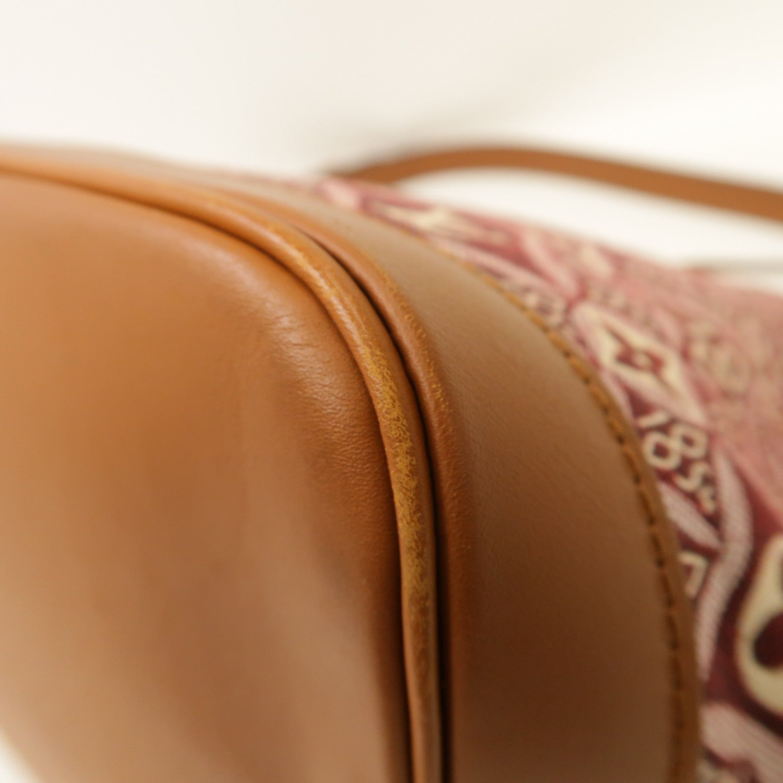 LOUIS VUITTON 【激減優惠】Monogram Jacquard 1854 Petit Noe金扣肩背袋紅色