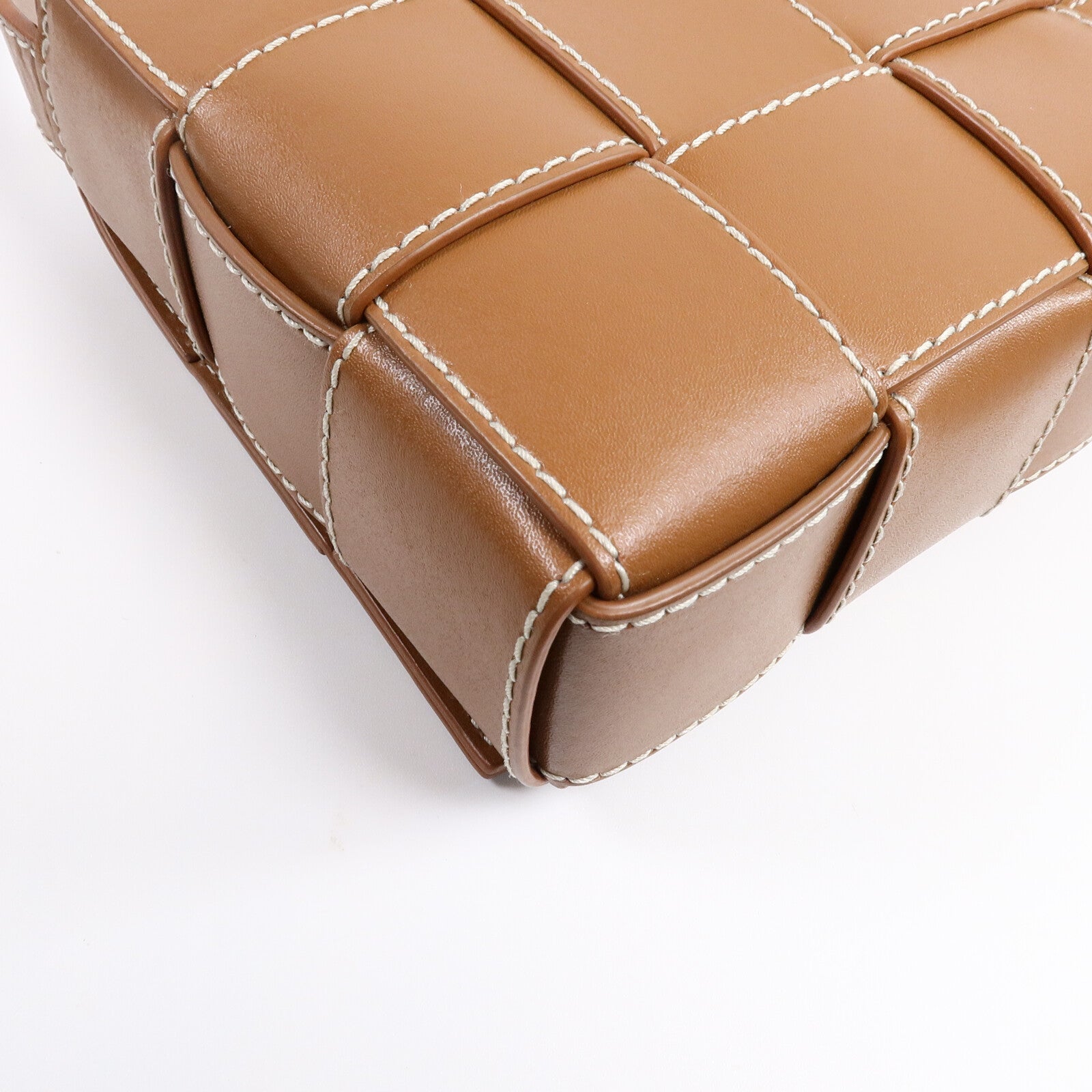 BOTTEGA VENETA 牛皮皮革Cassette Bag Small肩背袋