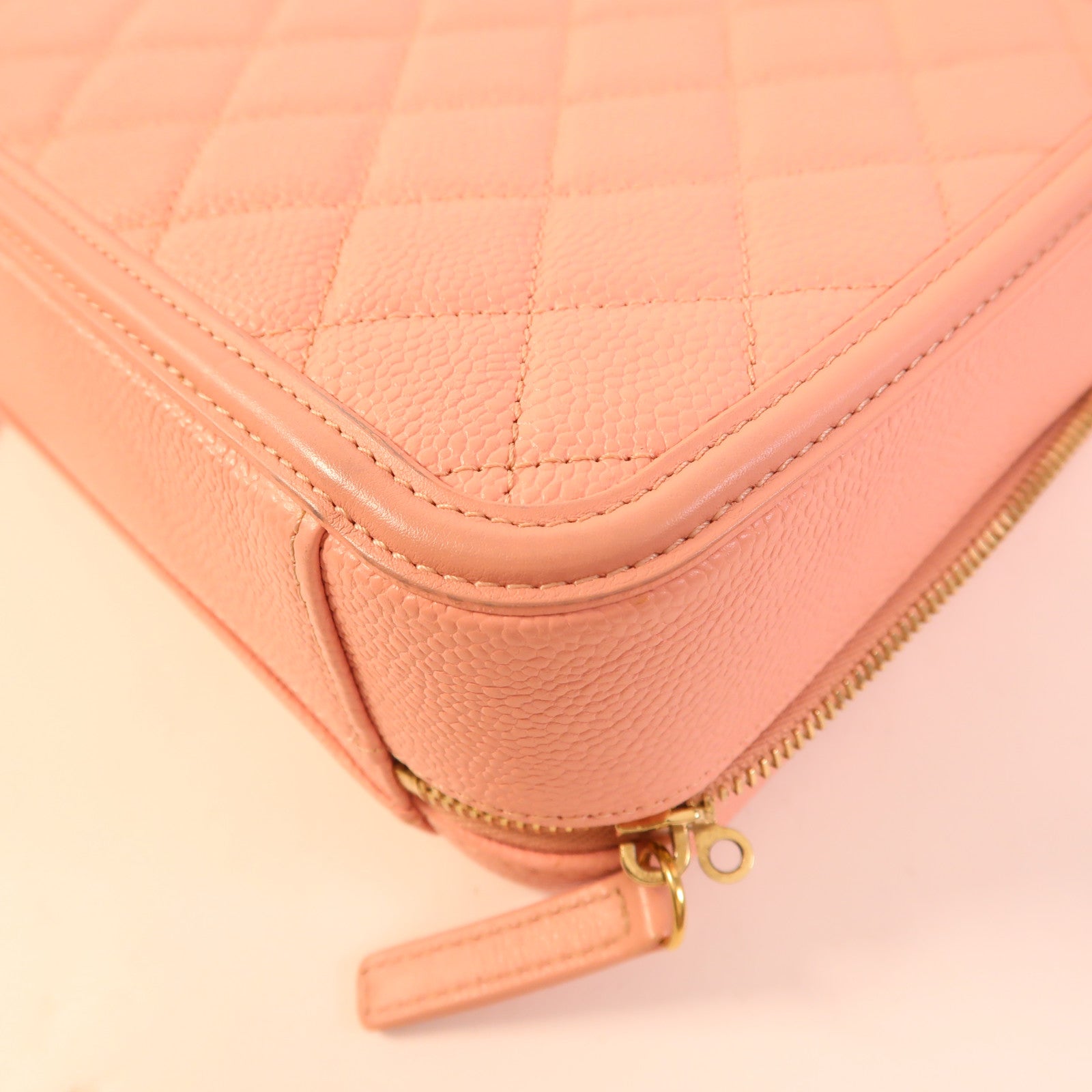 CHANEL 牛皮皮革Vanity Case金扣手挽肩背兩用袋
