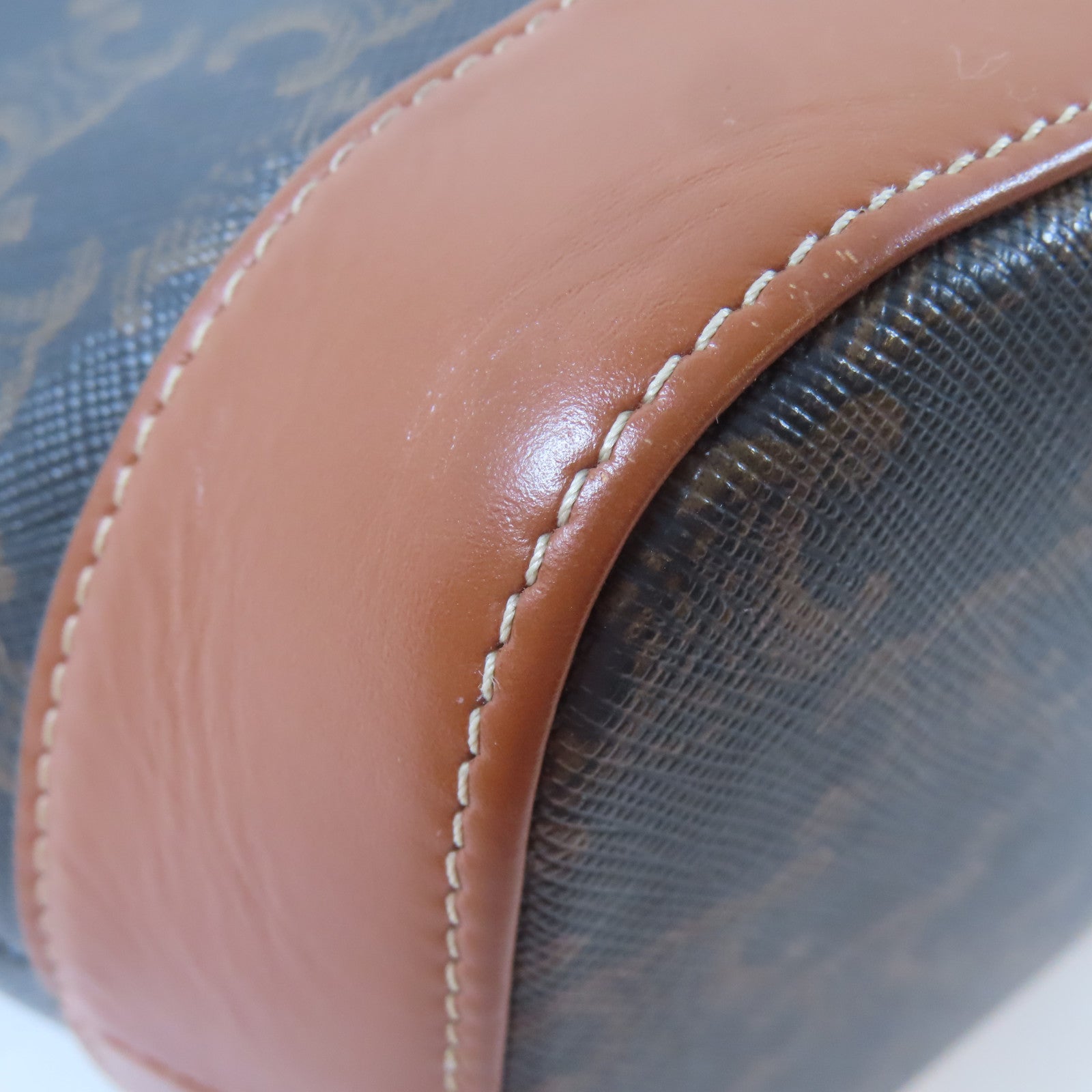 CELINE 塗層帆布Triomphe Bucket金扣肩背袋啡色