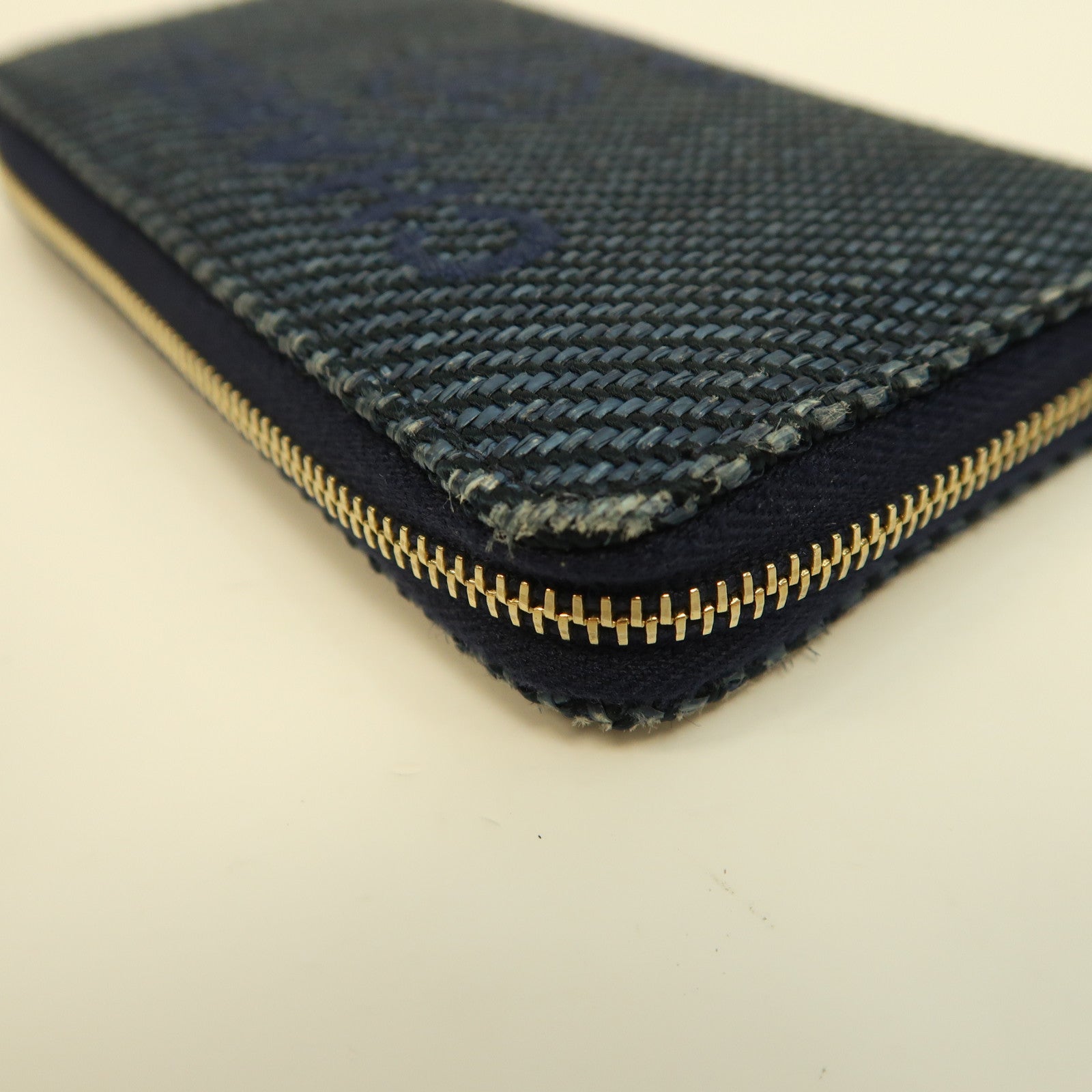 CHANEL 【激減優惠】牛仔布Deauville Small Zip Wallet金扣長錢包藍色