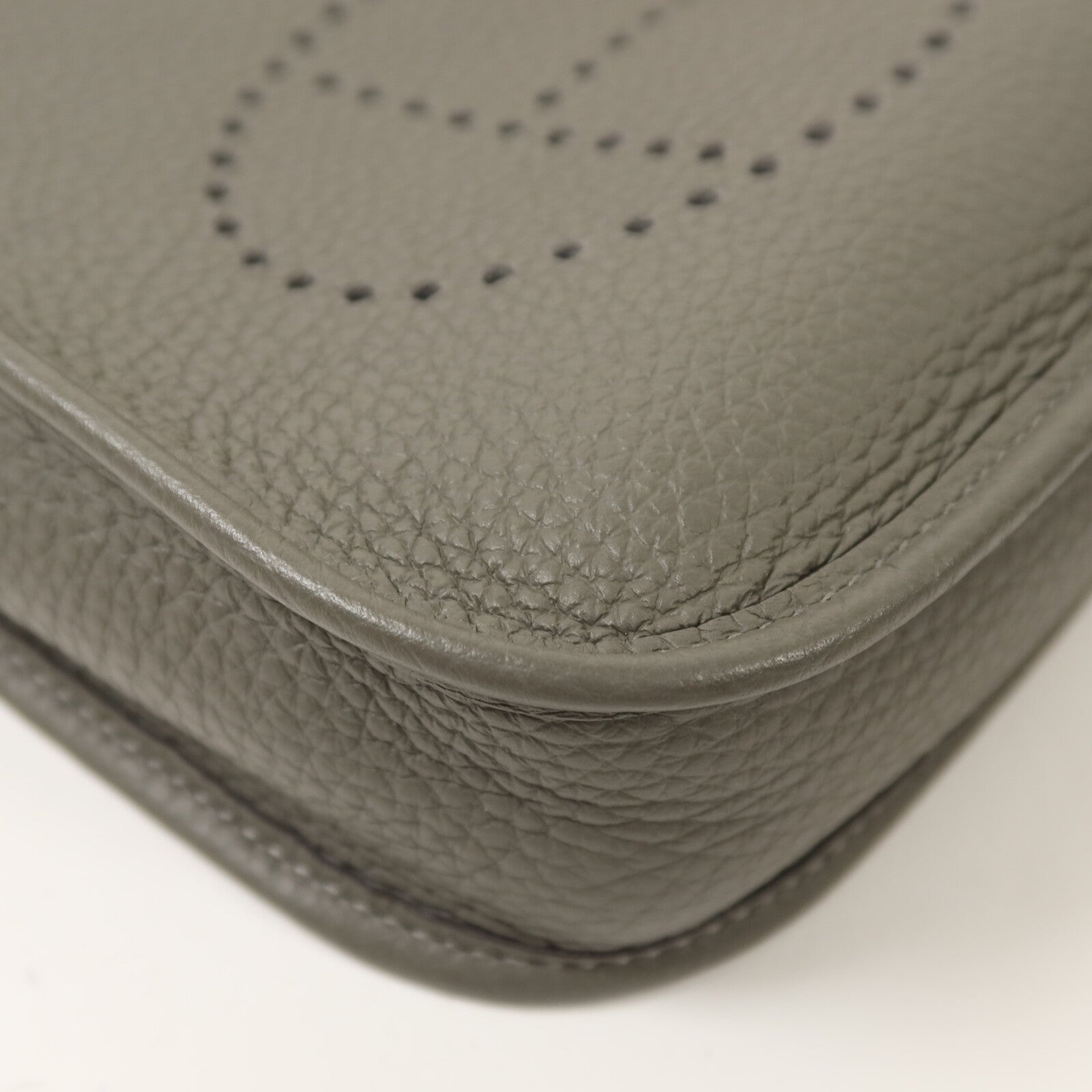 HERMES Clemence皮革Evelyne TPM肩背袋Gris Meyer