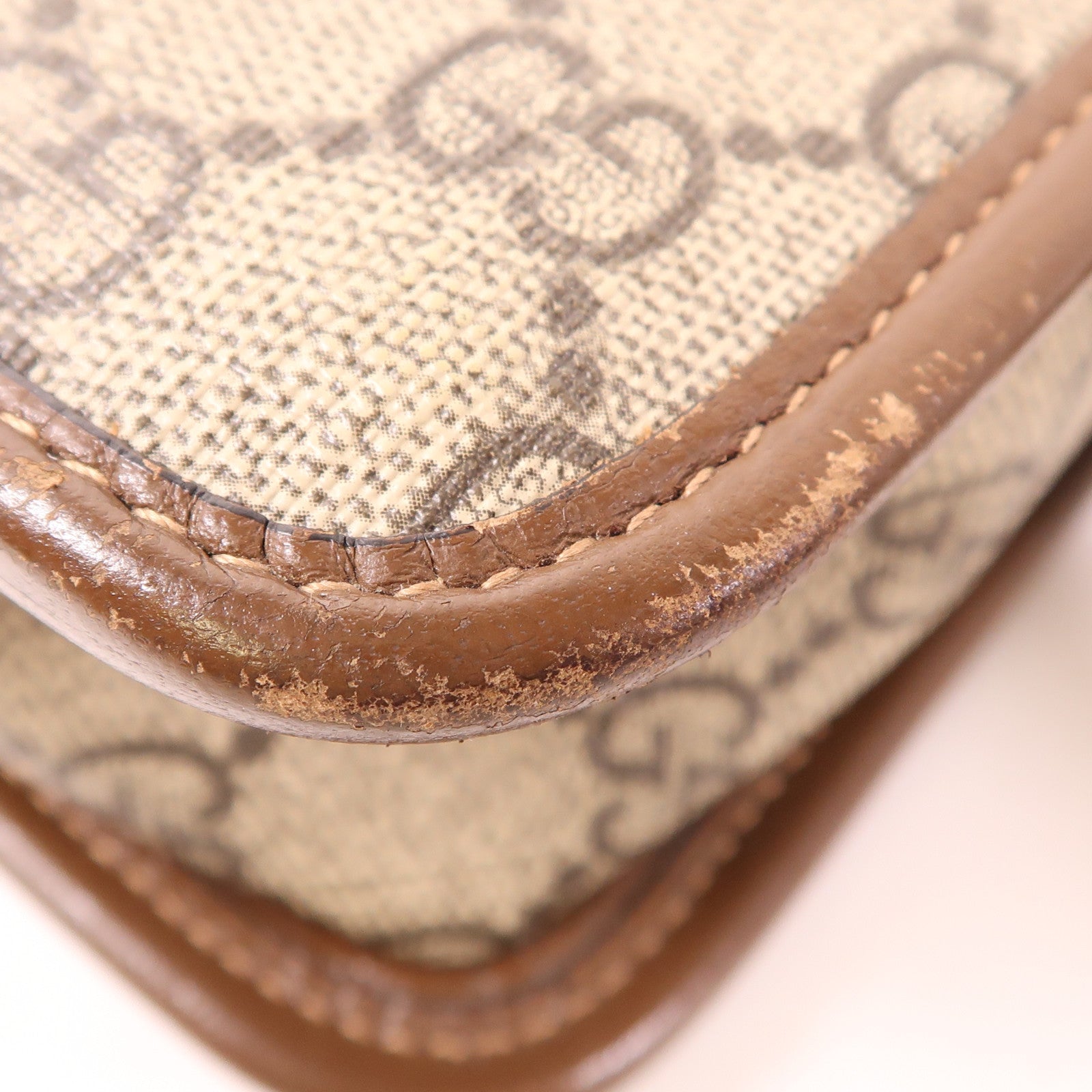 GUCCI 塗層帆布Shoulder Bag金扣肩背袋