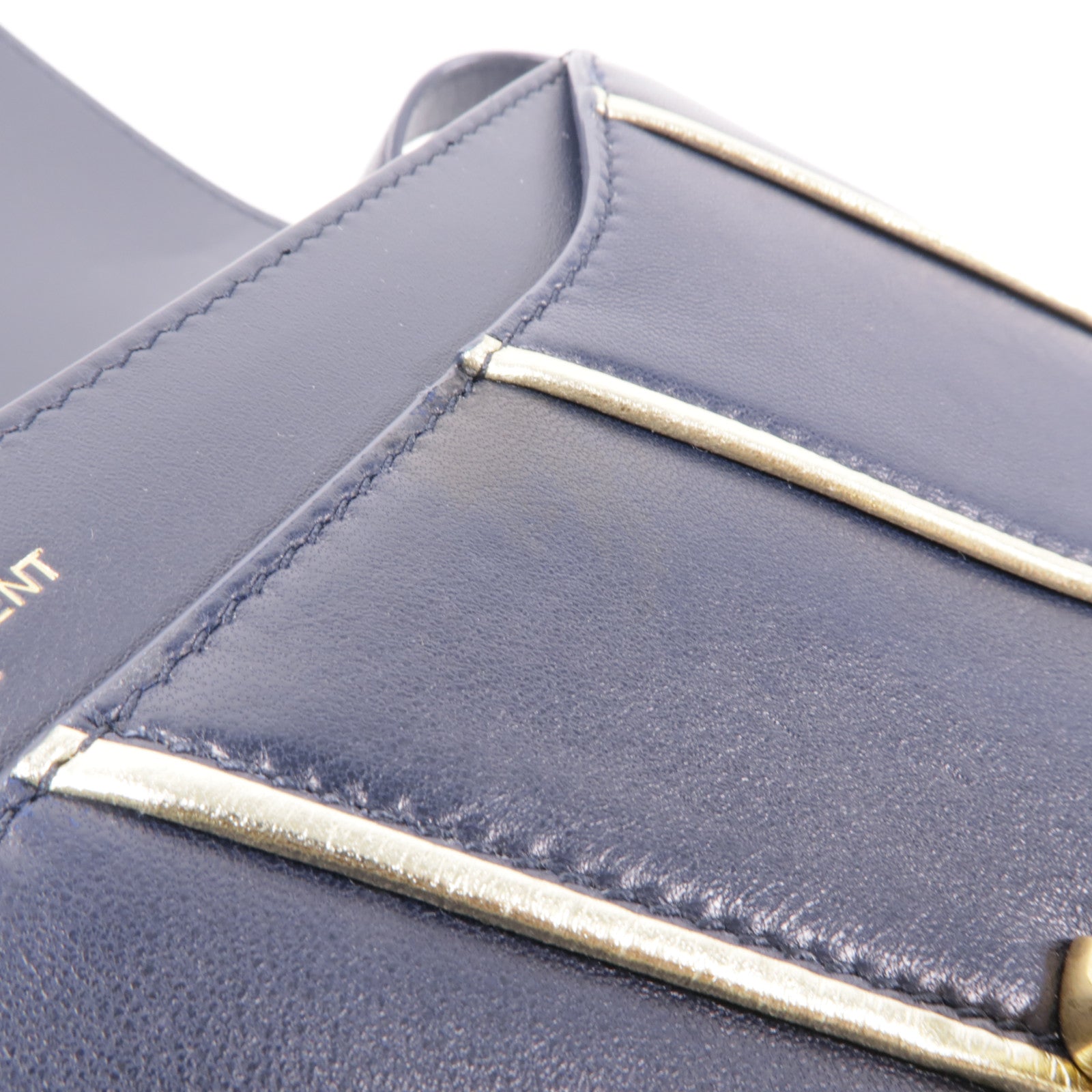 SAINT LAURENT 羊皮皮革Shoulder Bag金扣肩背袋