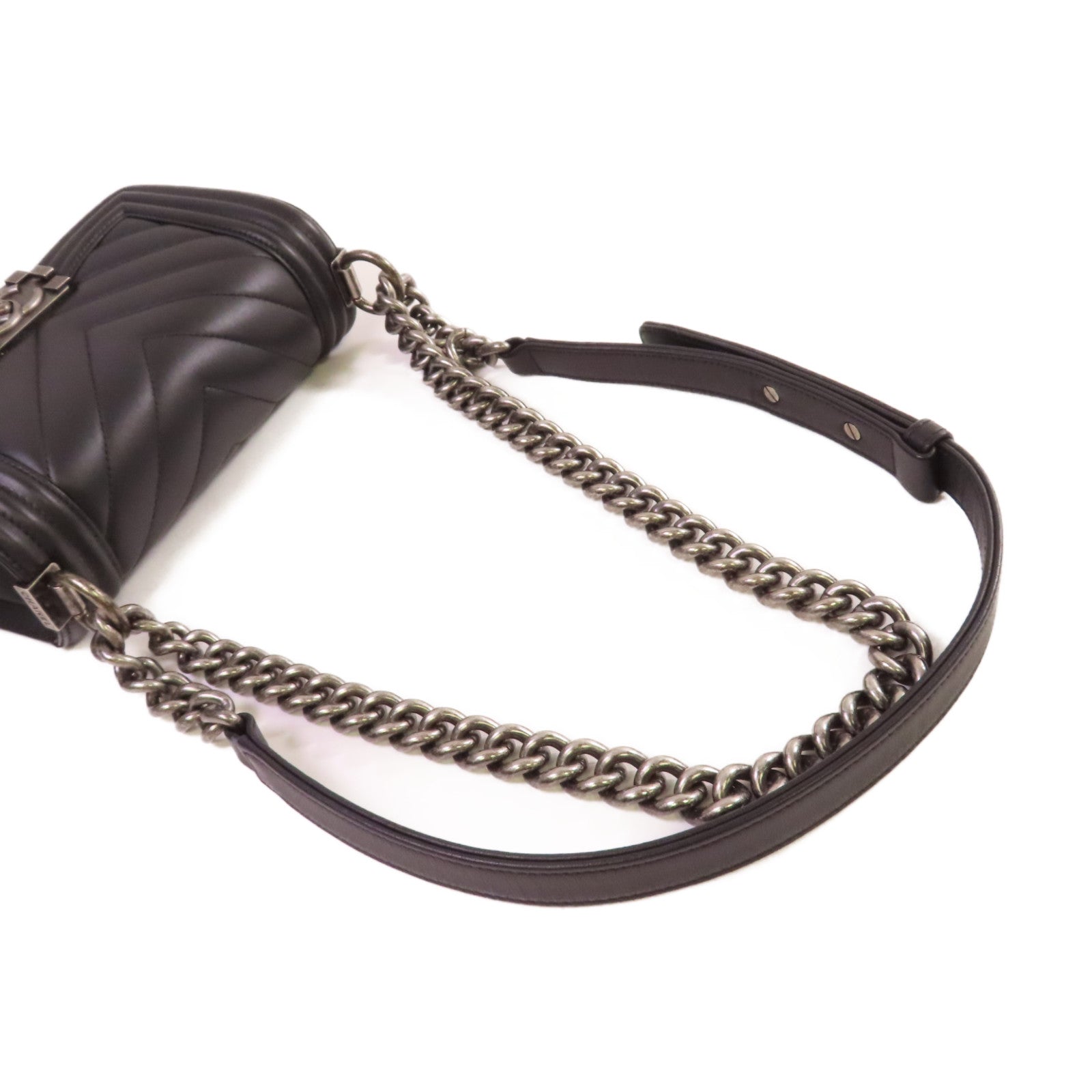 CHANEL 斜紋羊皮皮革Le Boy 20 Chain Shoulder Bag銀扣鏈帶肩背袋黑色