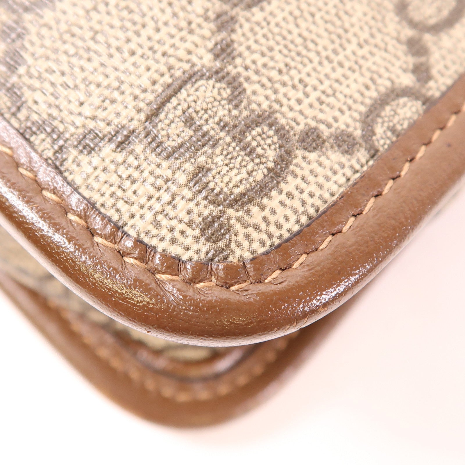 GUCCI 塗層帆布Shoulder Bag金扣肩背袋
