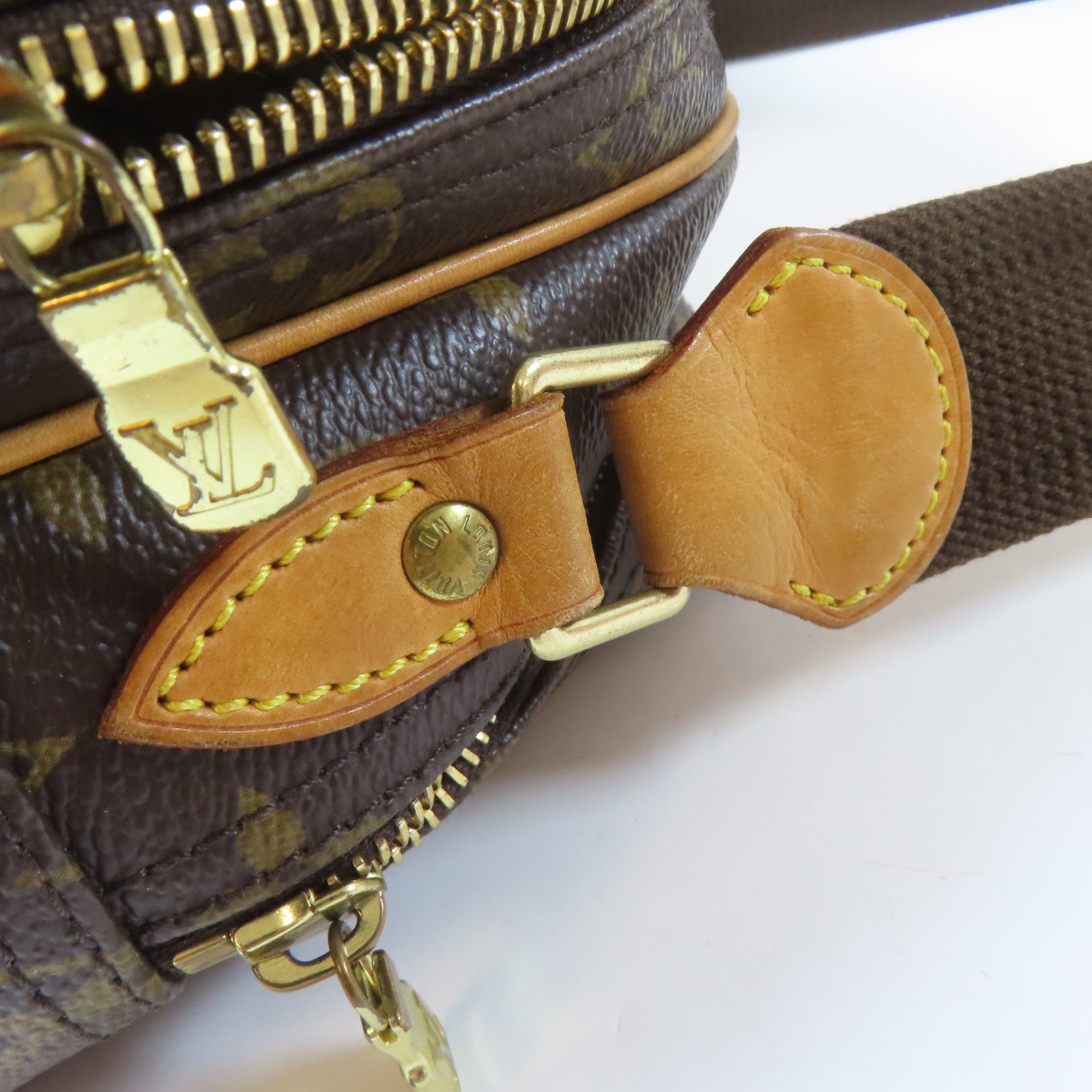 LOUIS VUITTON Monogram Reporter金扣肩背袋啡色
