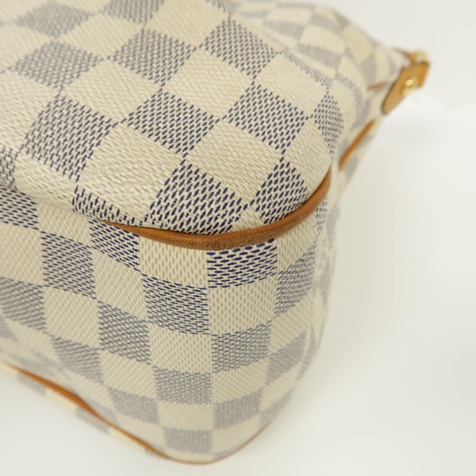 LOUIS VUITTON Damier Azur Siracusa MM金扣肩背袋白色