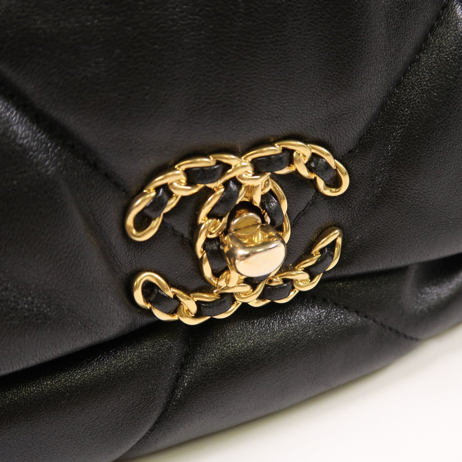 CHANEL 羊皮皮革C19金扣鏈帶手挽肩背兩用袋