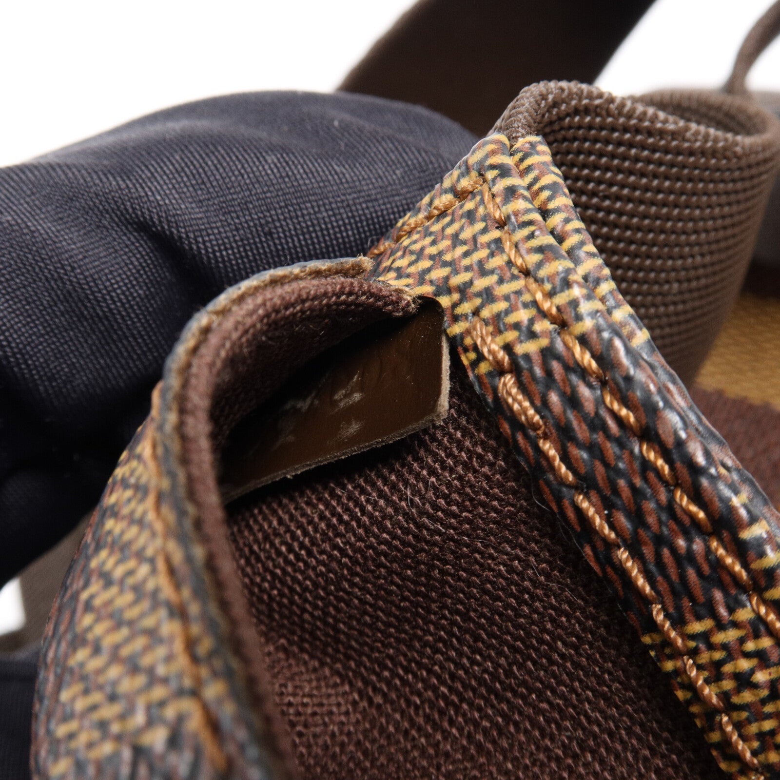 LOUIS VUITTON Damier Geronimos腰包