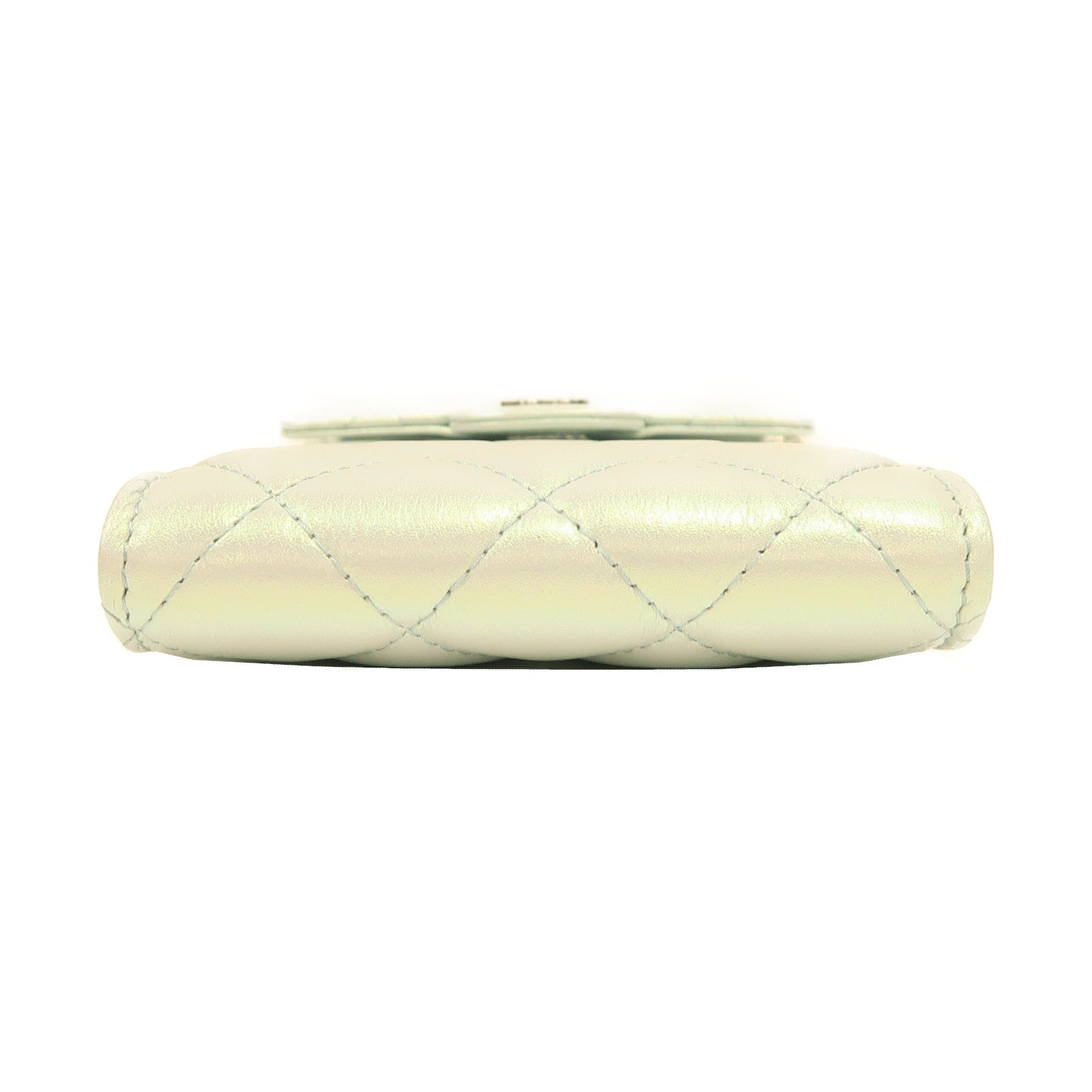 CHANEL 【激減優惠】菱格羊皮皮革Phone Case銀扣肩背袋珍珠灰色