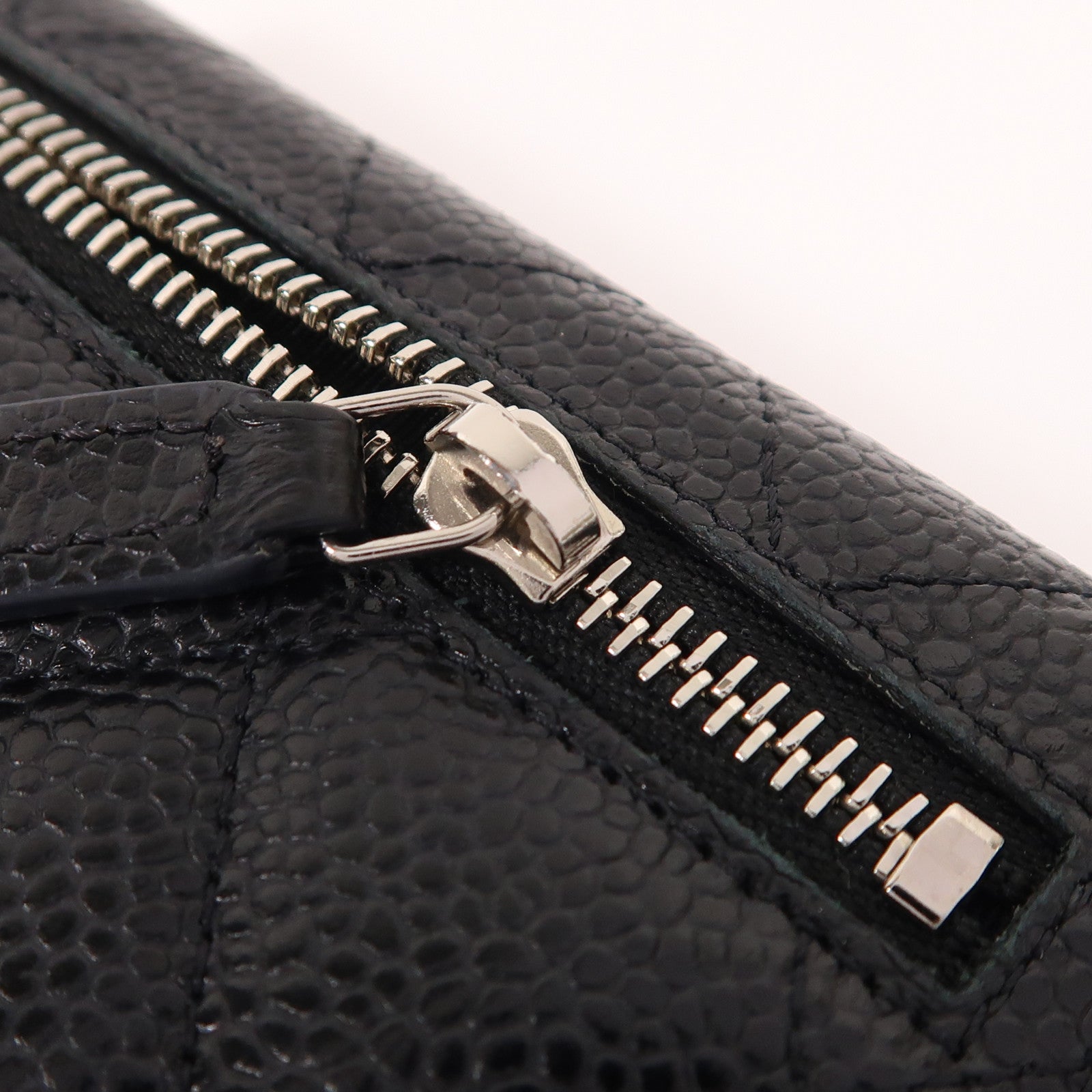 CHANEL 牛皮皮革Wallet銀扣錢包