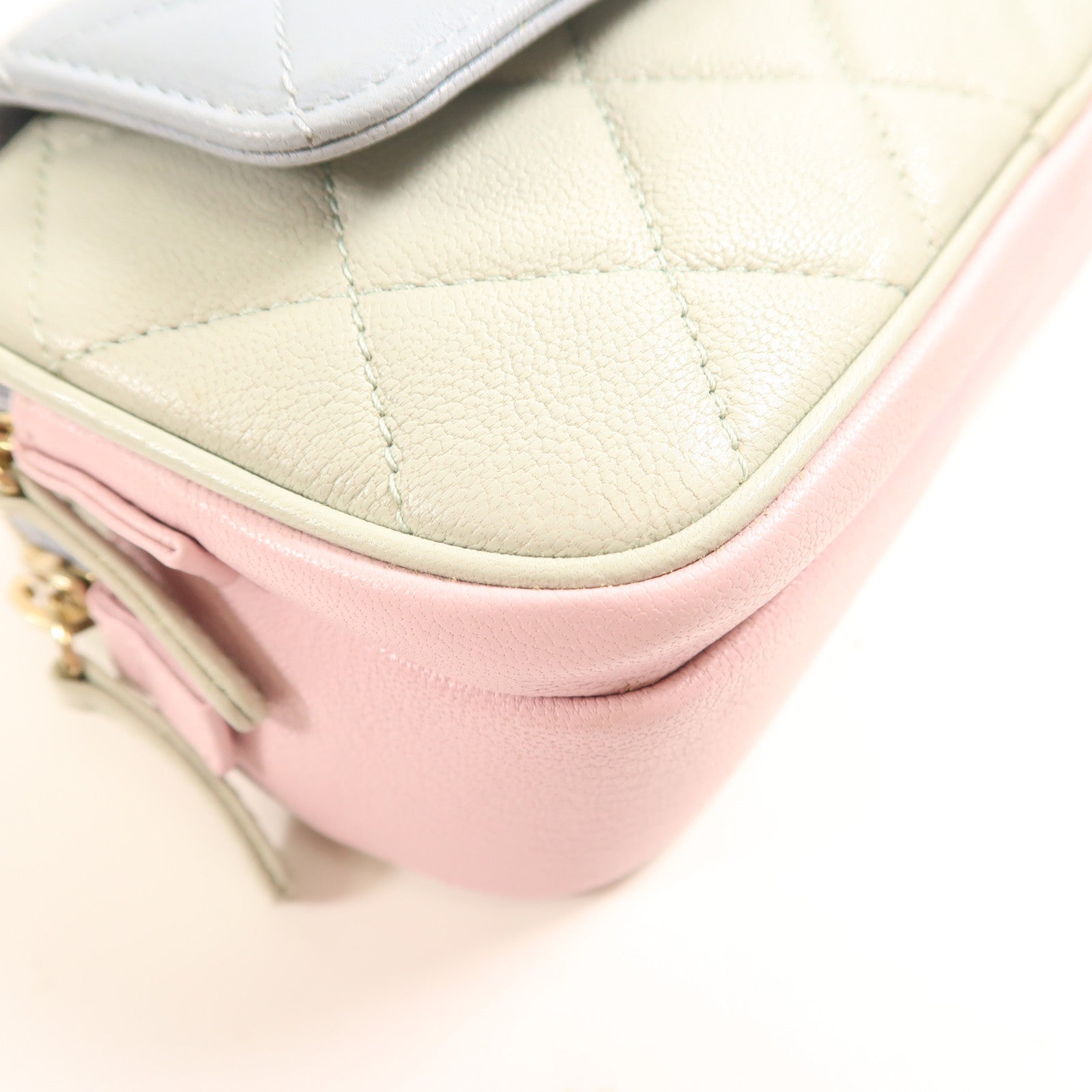 CHANEL 牛皮皮革Waist Bag金扣鏈帶腰包