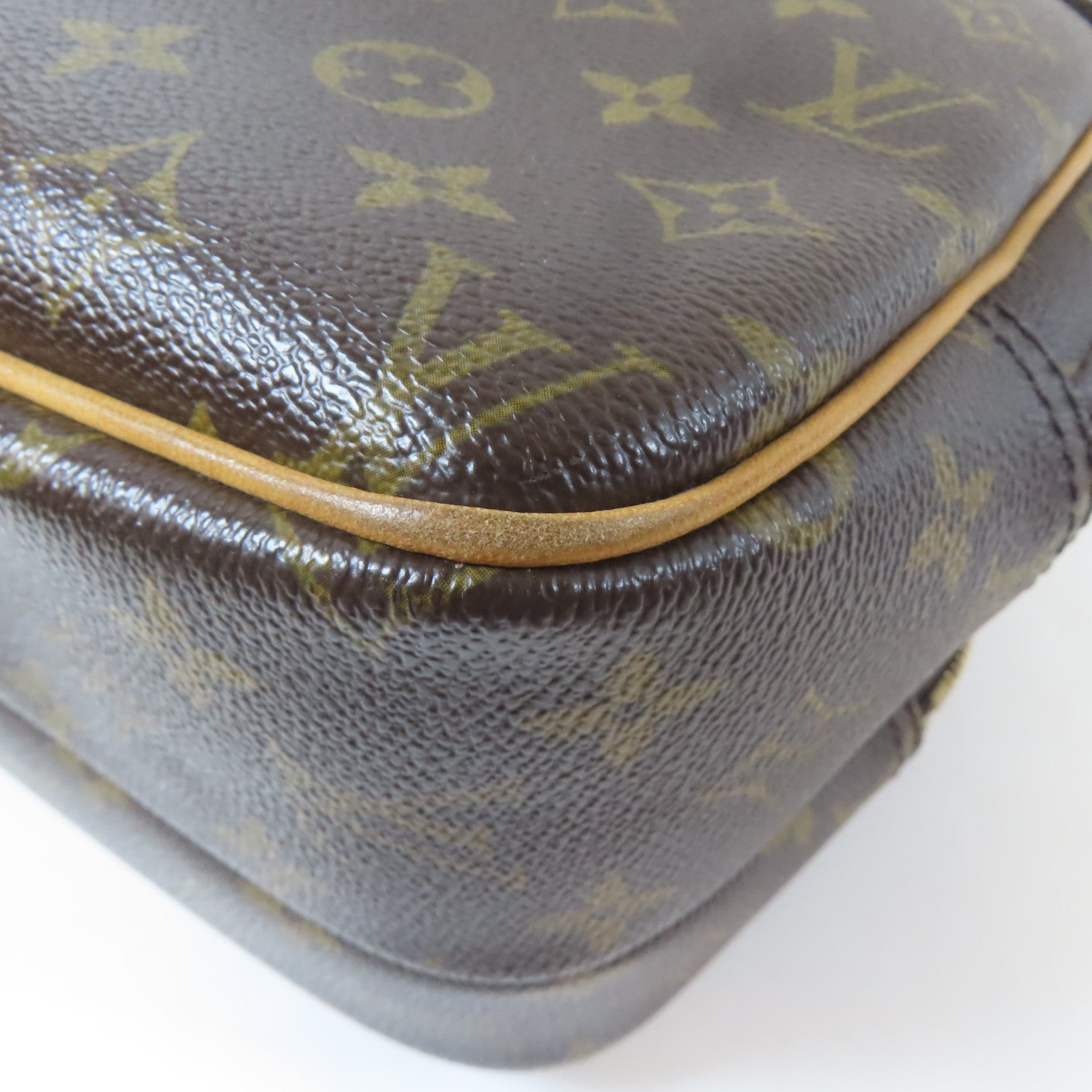 LOUIS VUITTON Monogram Reporter金扣肩背袋啡色