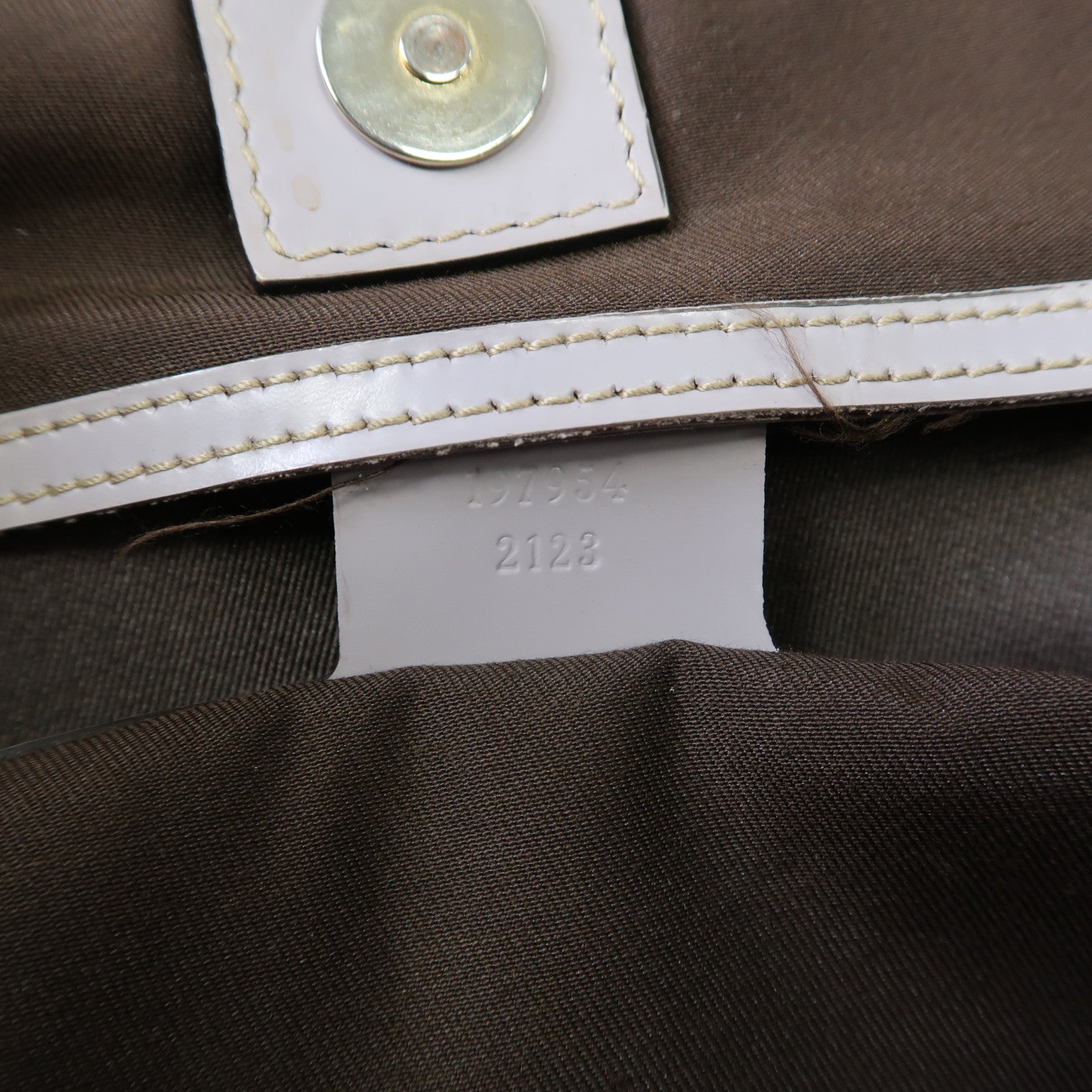 GUCCI 塗層帆布Imprime金扣肩背袋啡色