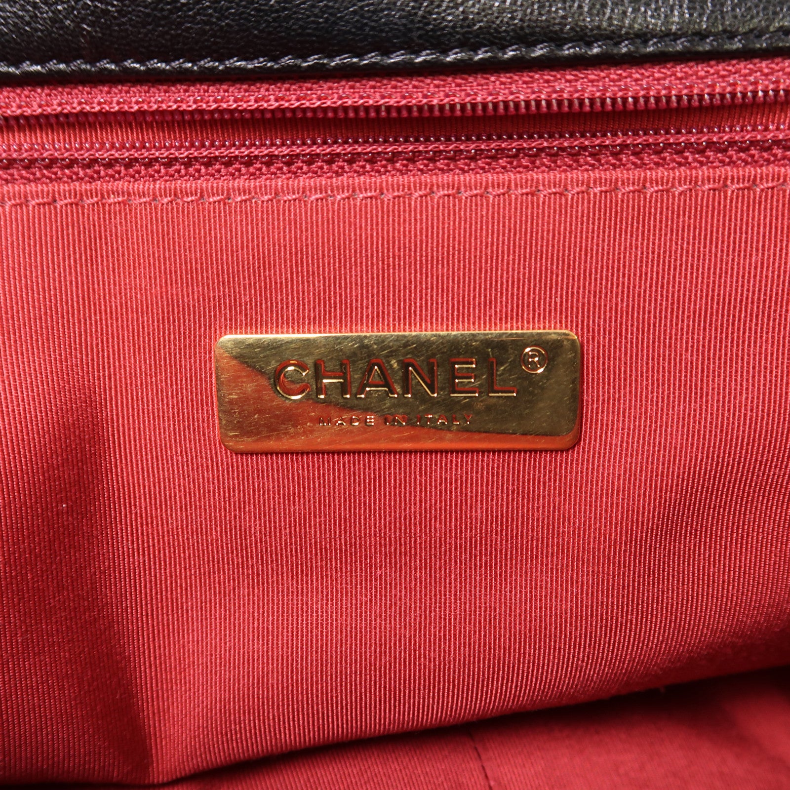 CHANEL 羊皮皮革C19金扣鏈帶手挽肩背兩用袋