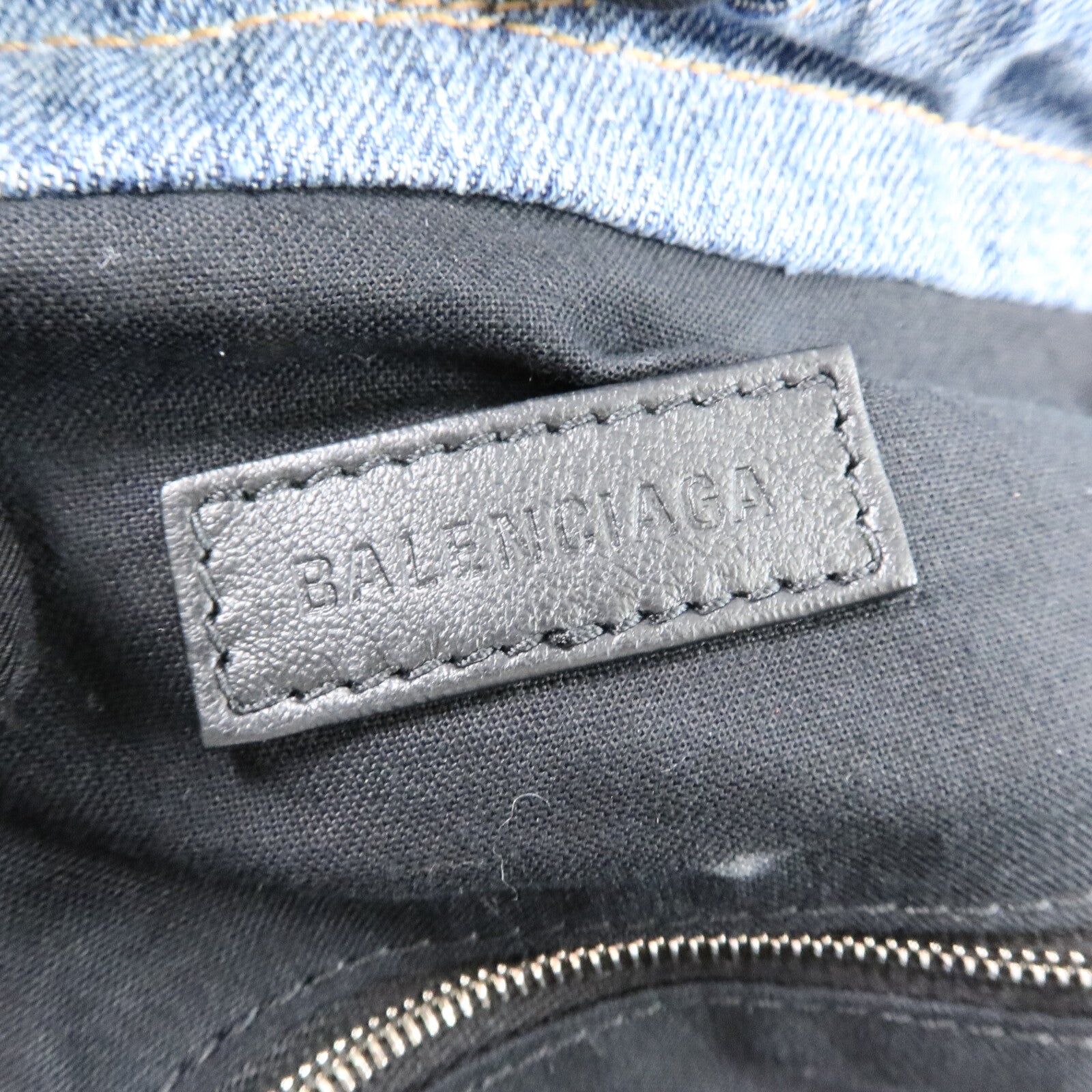 BALENCIAGA 牛仔布Crush M Tote鏈帶肩背袋