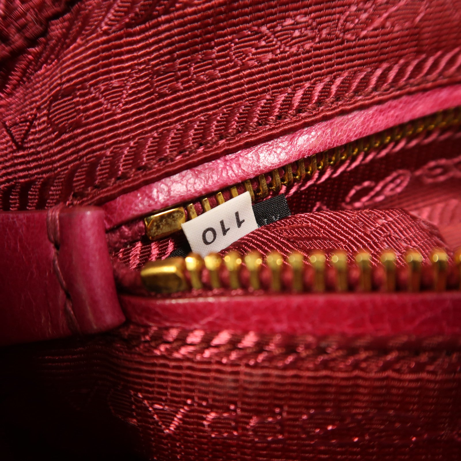 PRADA 牛皮皮革2 Way Shoulder金扣手挽肩背兩用袋