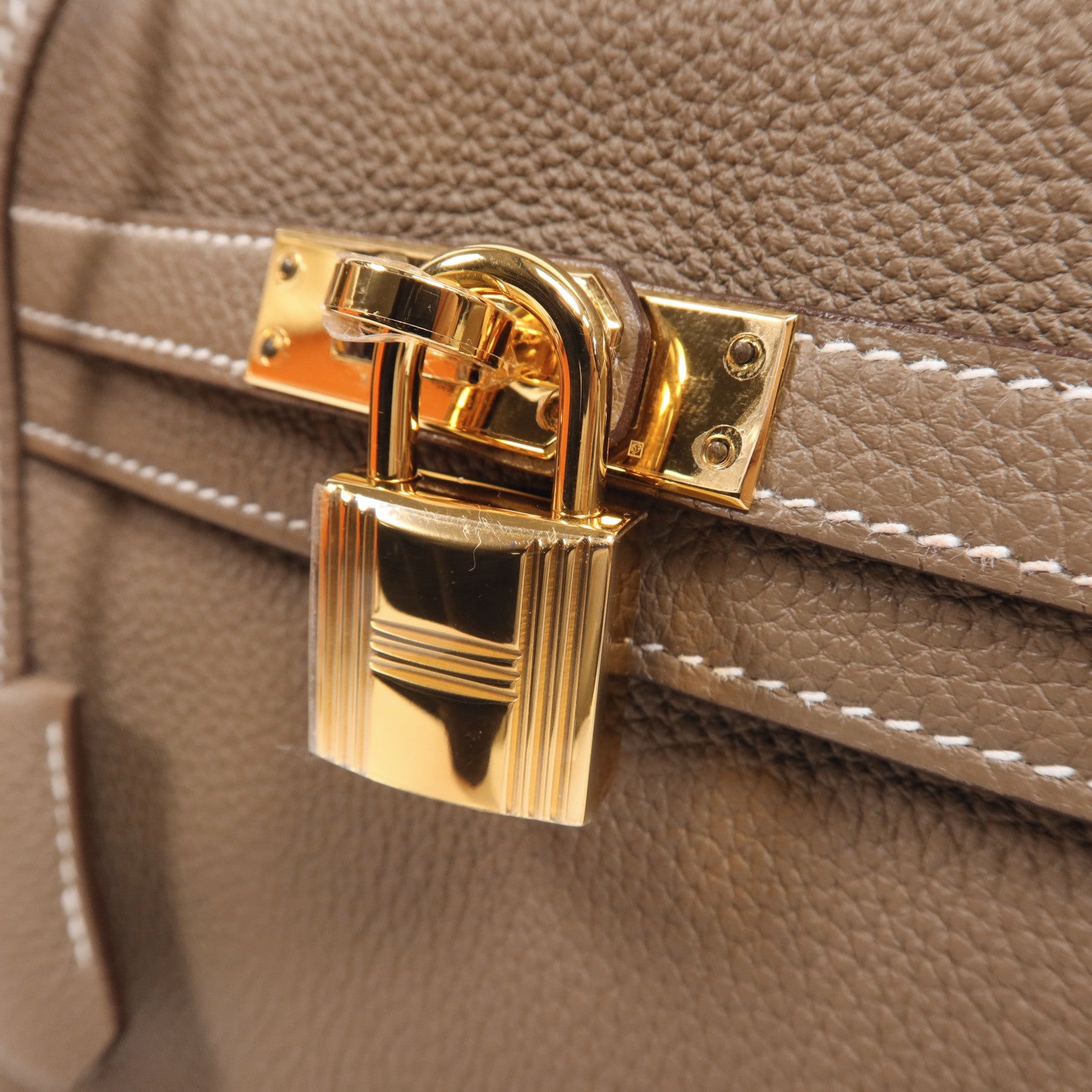 HERMES Togo皮革Kelly 25金扣手挽肩背兩用袋Etoupe