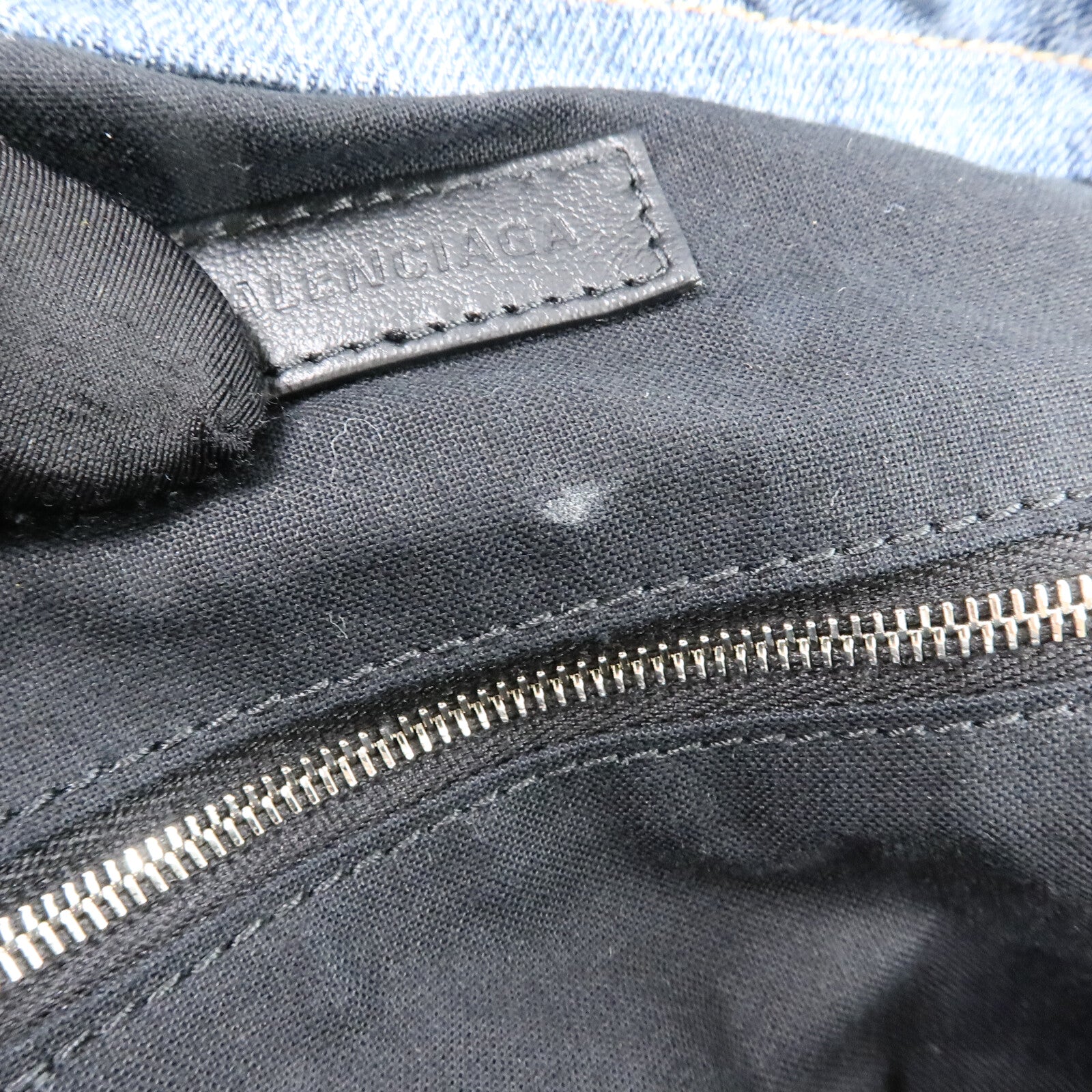BALENCIAGA 牛仔布Crush M Tote鏈帶肩背袋