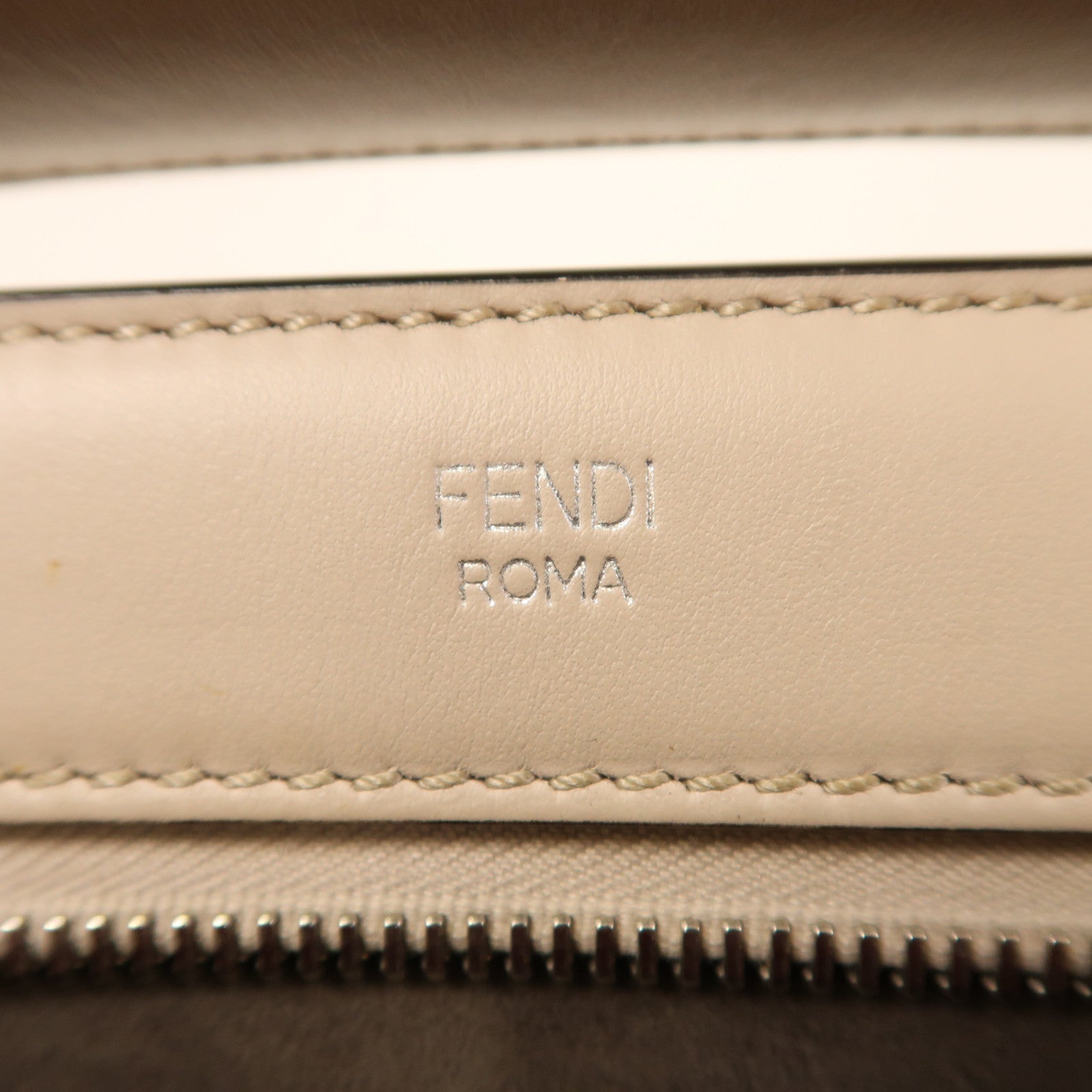 FENDI 牛皮皮革Dotcom銀扣手挽肩背兩用袋米色