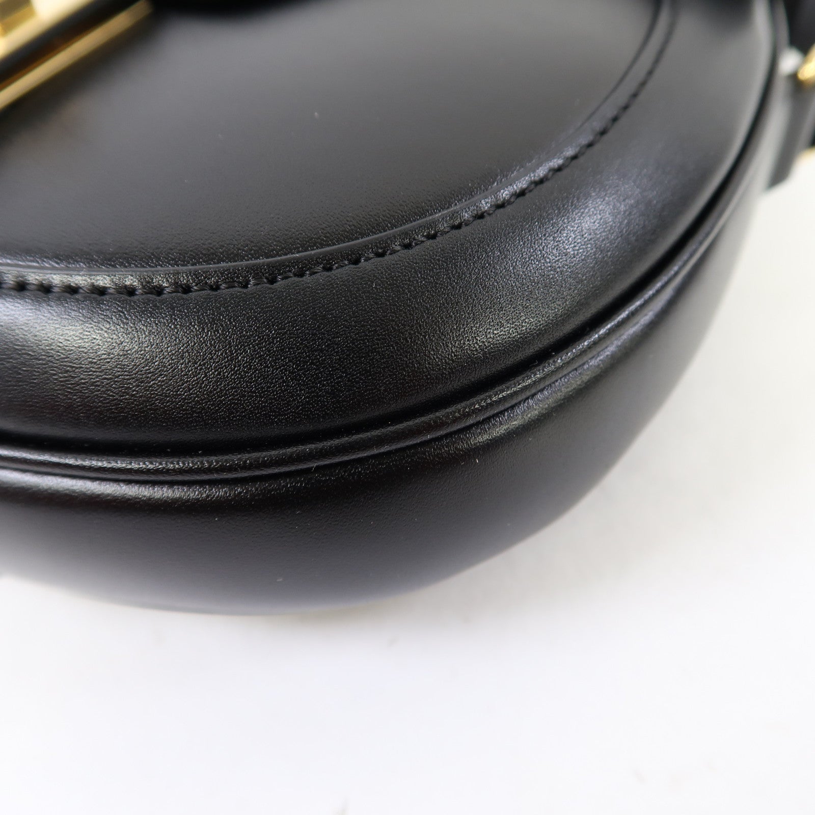 CELINE 牛皮皮革Small Besace 16金扣肩背袋黑色