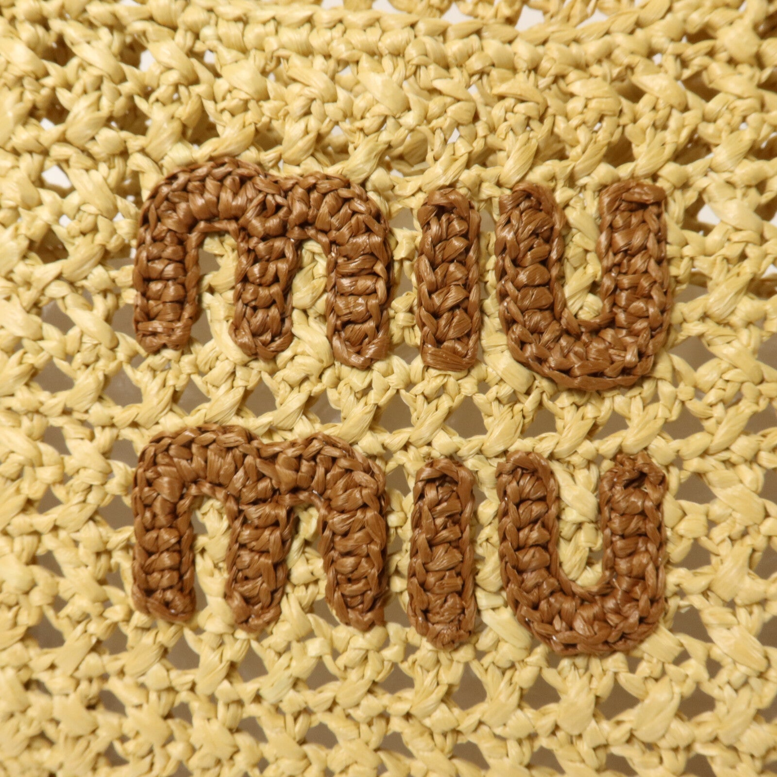 Miu Miu Raffia Woven Hobo手挽袋